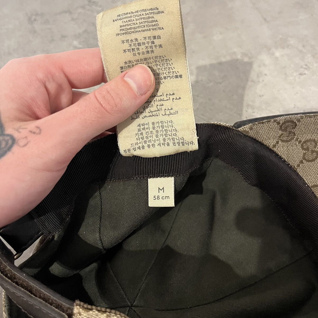 Gucci GUCCI Monogram Cap Size ONE SIZE - 6 Thumbnail