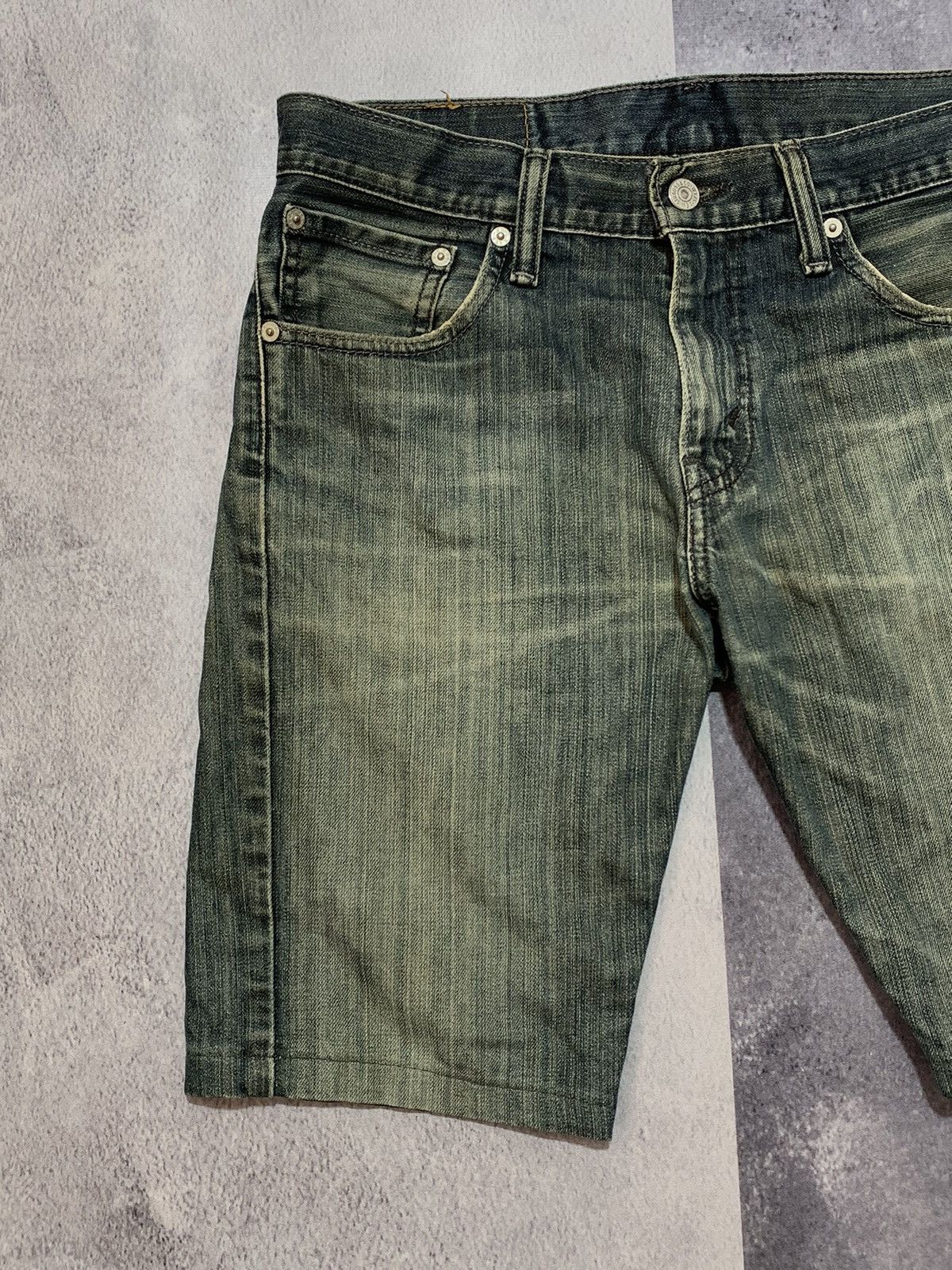 Levi's × Vintage Vintage Y2K Levi’s denim shorts streetwear size 31 Size US 31 - 3 Thumbnail