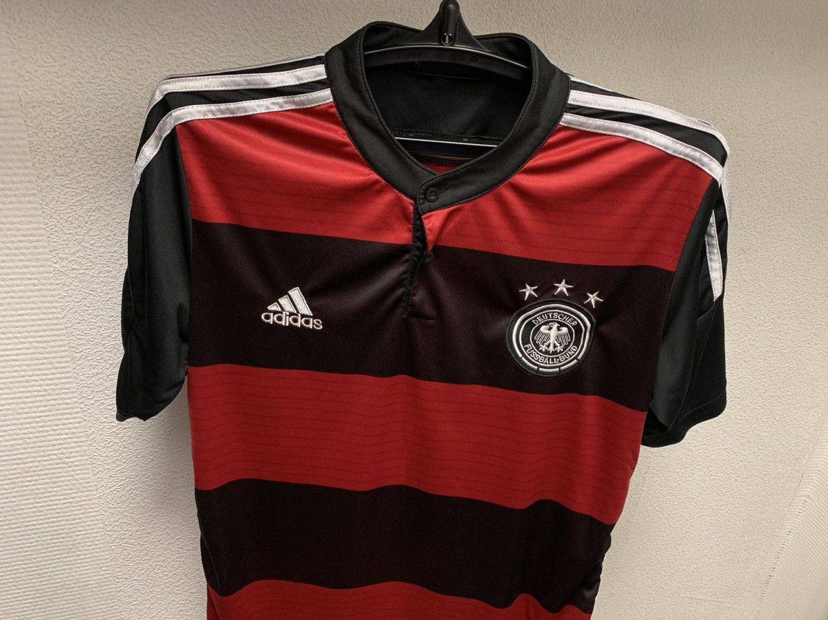 Adidas Adidas Germany national soccer jersey 2014 S-M sz Size US M / EU 48-50 / 2 - 7 Thumbnail