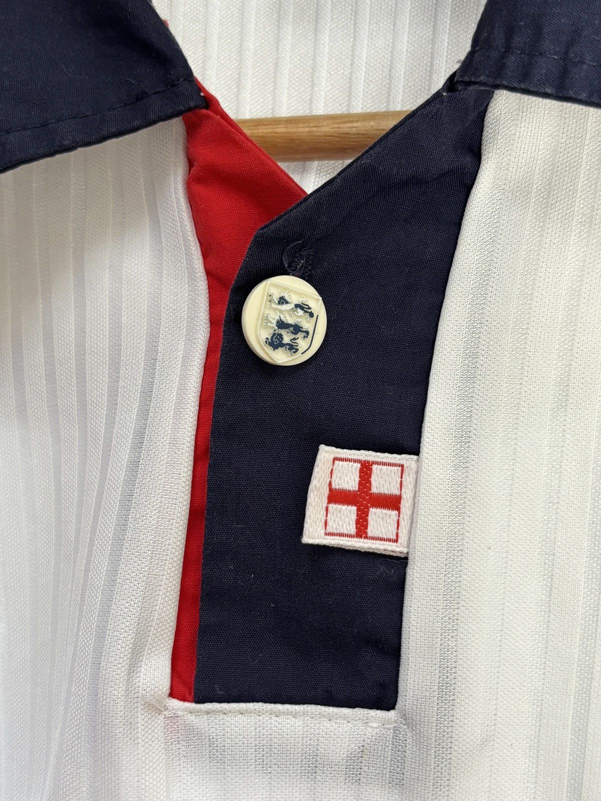 Umbro Vintage Umbro England 1998 World Cup Soccer Football Jersey Size US L / EU 52-54 / 3 - 4 Thumbnail
