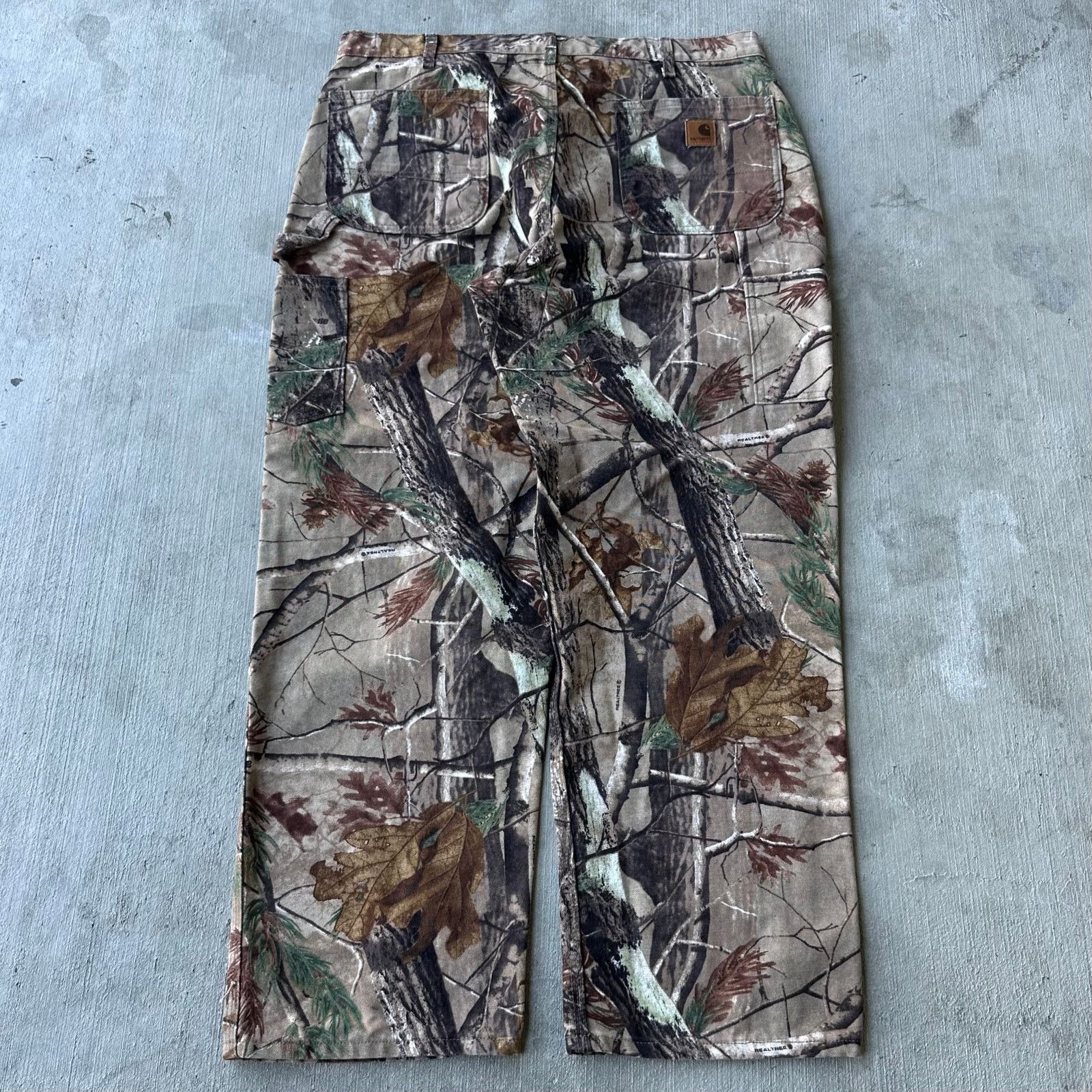 パンツ Columbia real tree doble knee pants Columbia Realtree Double Knee Camo Pants Blend in | Depop