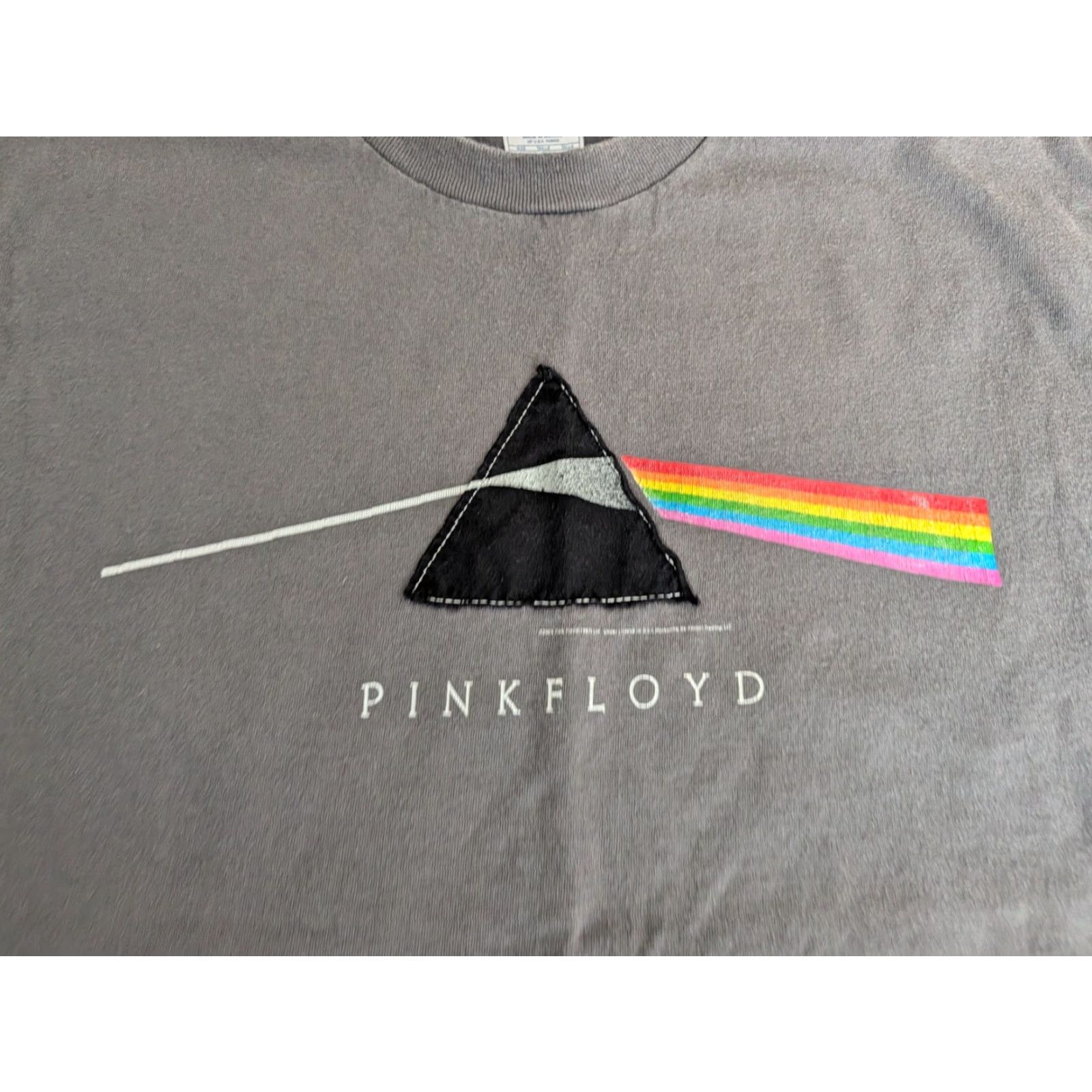 Vintage VINTAGE Pink Floyd Dark Side Of The Moon Tee Shirt L Adult Gray Rock Band Shirt Size US L / EU 52-54 / 3 - 3 Thumbnail