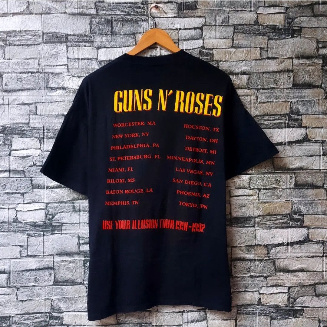 Band Tees Vintage 90's Guns N Roses Use Your Illusion Tour 1991-1992 Size US L / EU 52-54 / 3 - 2 Thumbnail