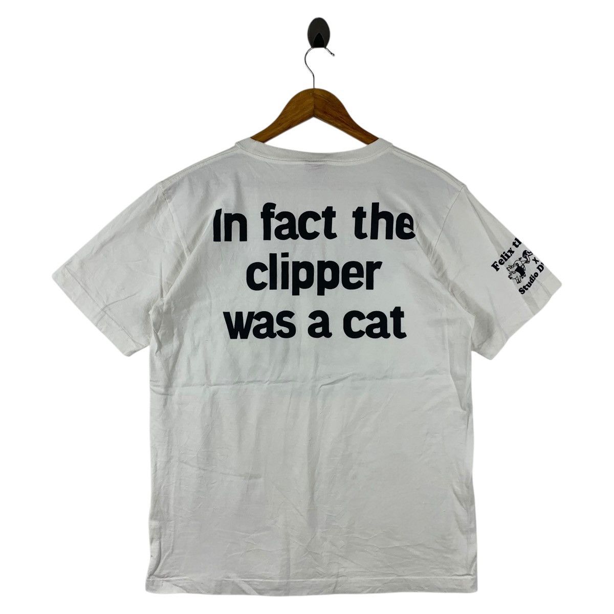 Studio D'Artisan STUDIO D’ARTISAN strange cat serious pig spellout tee Size US L / EU 52-54 / 3 - 4 Thumbnail