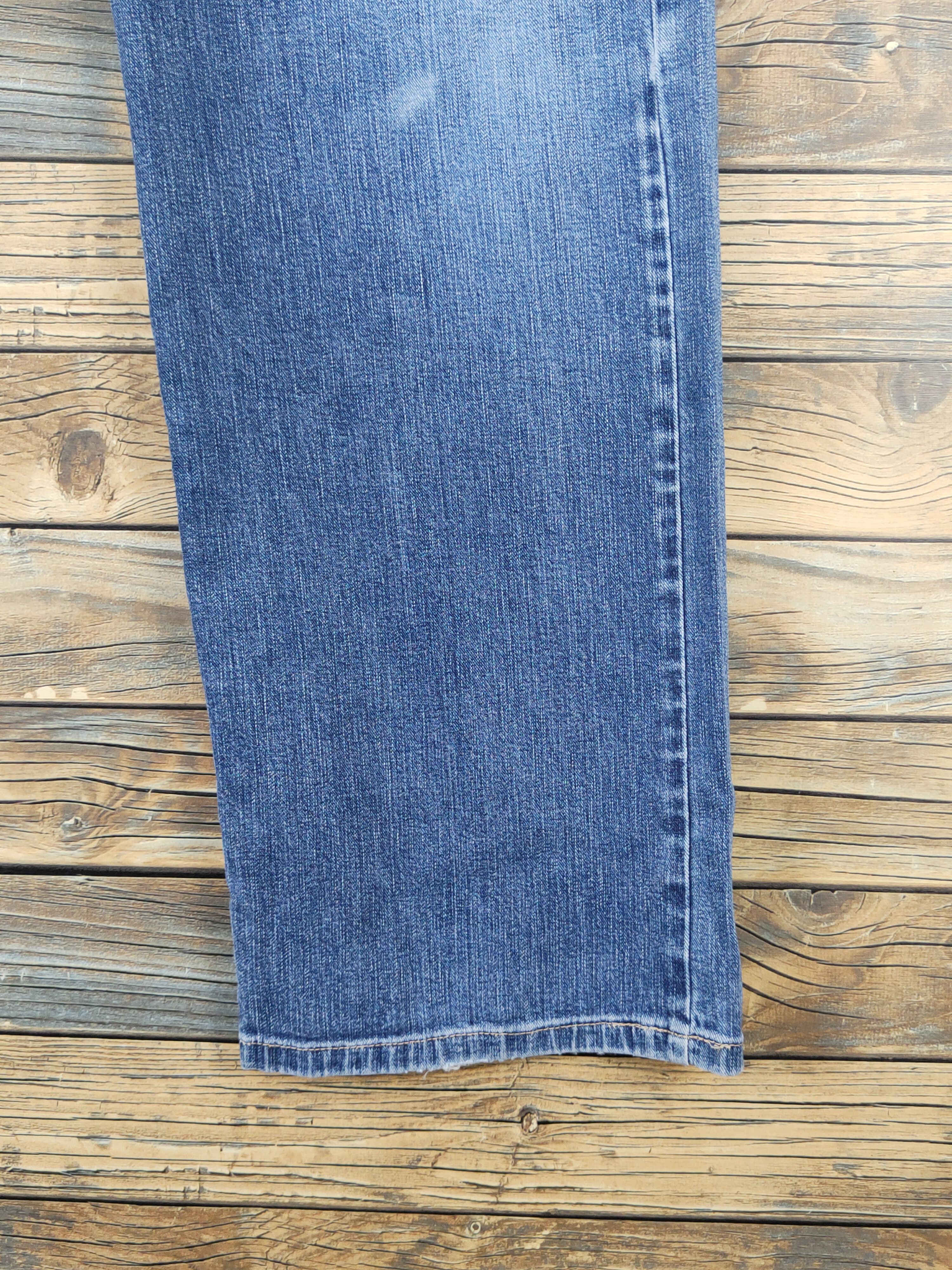 Burberry Burberry Blue Distressed Ripped denim Jeans #W1597 Size US 33 - 6 Thumbnail