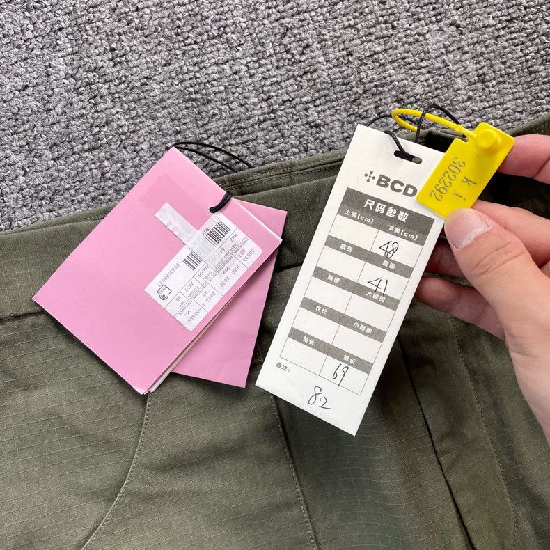 Gucci Gucci The North Face co-branded army green workwear shorts Size US 32 / EU 48 - 7 Thumbnail