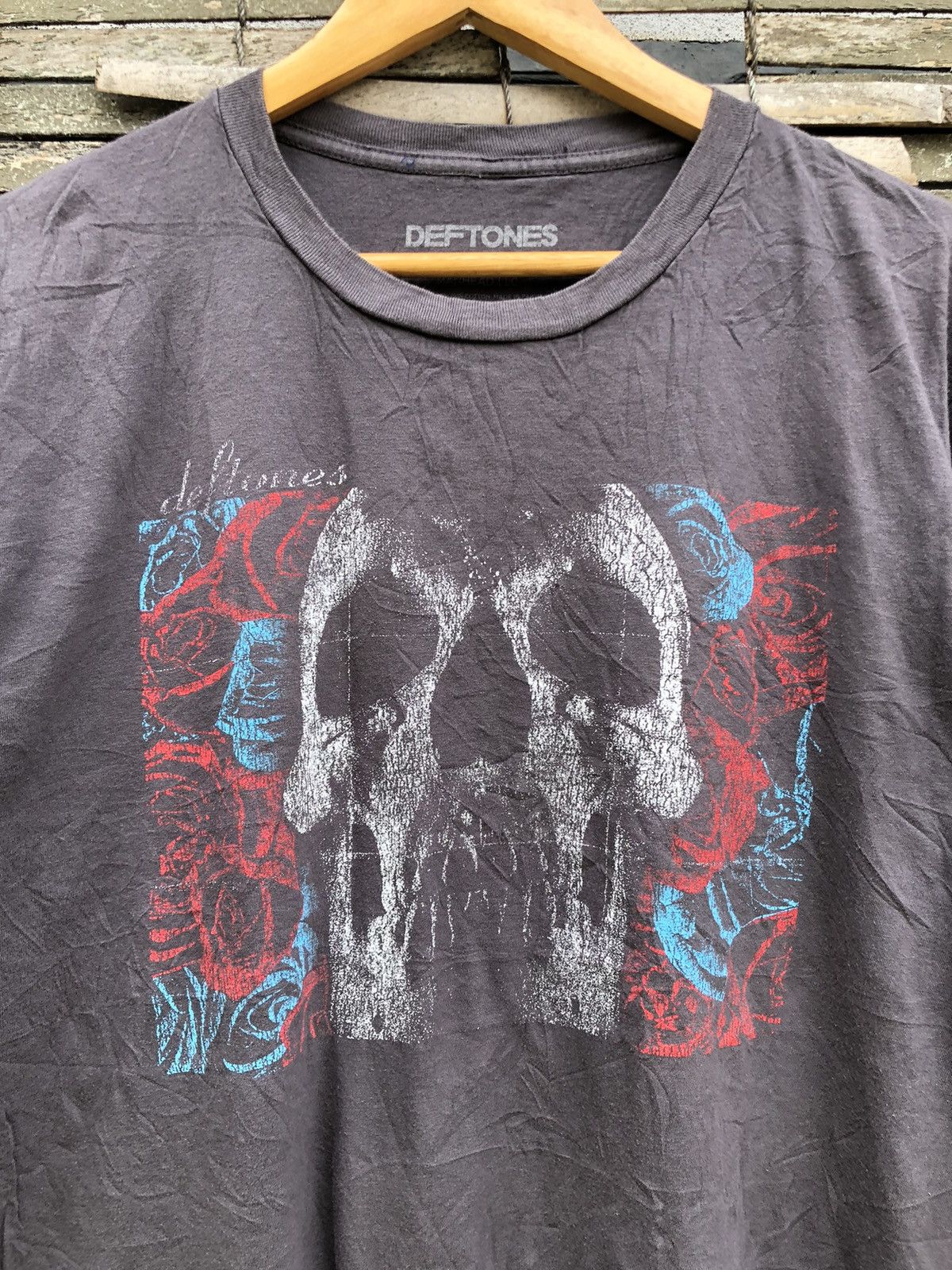 Band Tees Deftones Self Titled Album Merchandise Band Tee Size US L / EU 52-54 / 3 - 4 Thumbnail