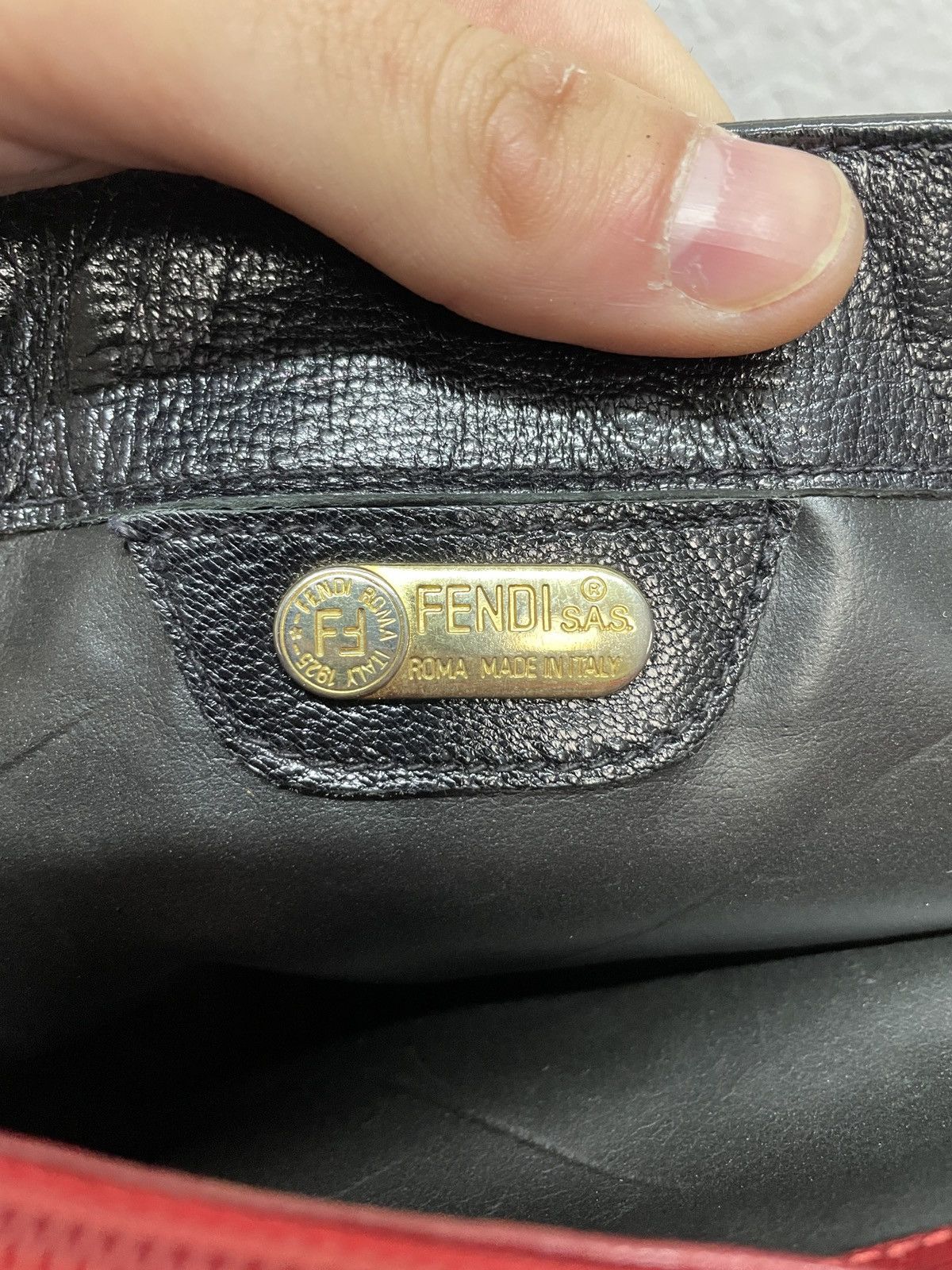 Designer × Fendi Vintage Y2K Fendi Monogram Leather Shoulder Bag Size ONE SIZE - 17 Thumbnail