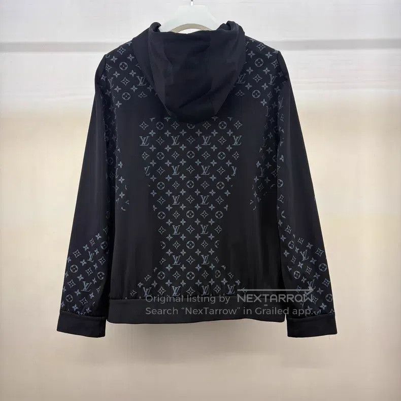 Louis Vuitton Louis Vuitton Old flower full logo warm zipper jacket Size US XL / EU 56 / 4 - 2 Thumbnail