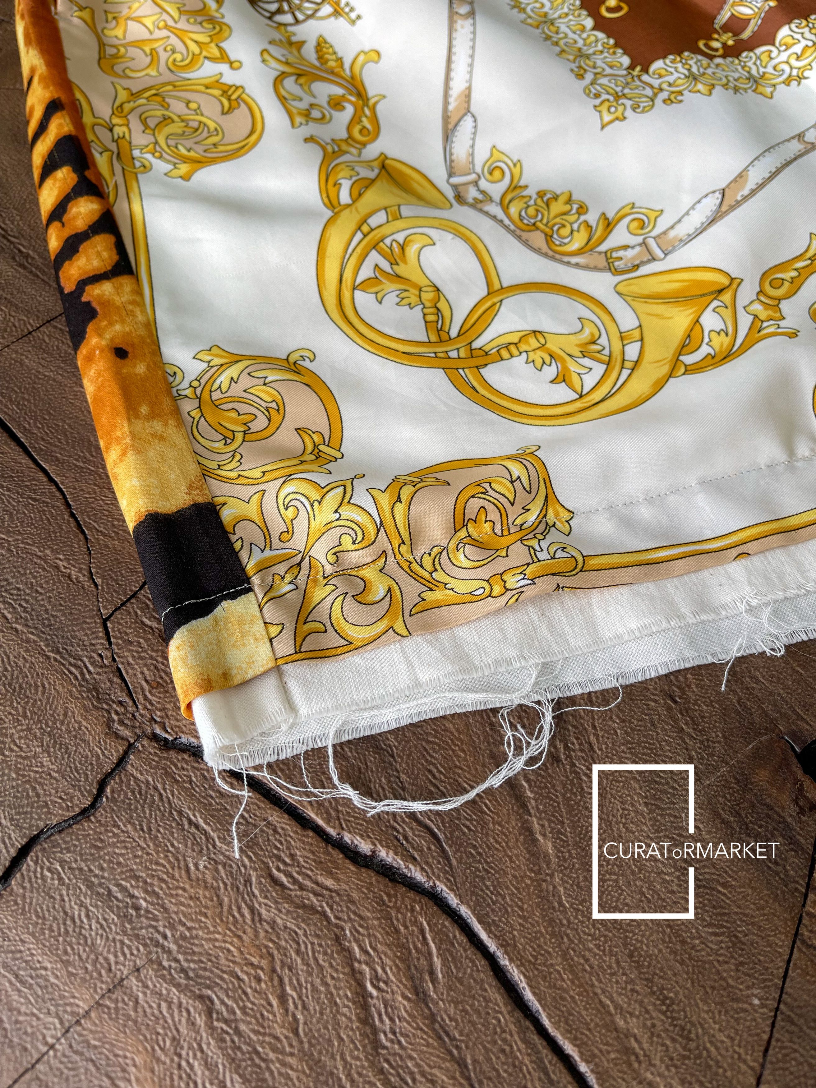Children of the discordance Sz2 Vintage Scarf 1 of 1 Baroque Diamond Pattern Shorts SS20 Size US 30 / EU 46 - 2 Thumbnail