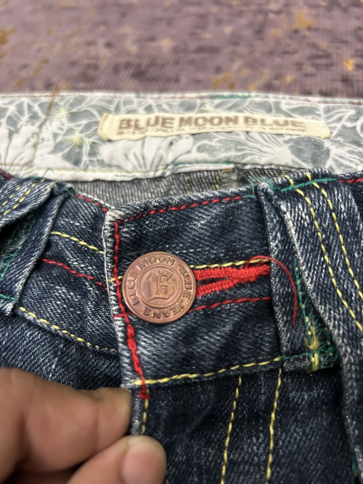 Japanese Brand Blue Moon Blue Buckle Back Flower Jeans Size US 29 - 12 Thumbnail