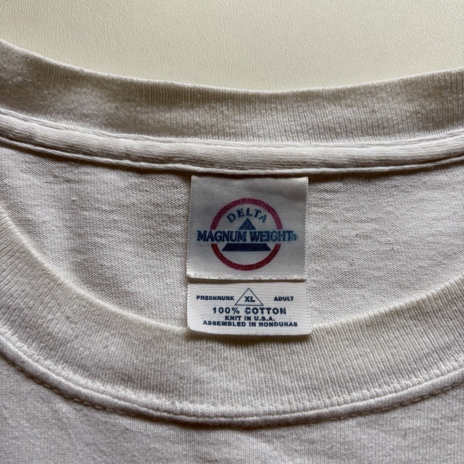 Delta × NFL × Vintage Vintage Buffalo Bills NFL T-Shirt XL White Y2K Delta Cotton Size US XL / EU 56 / 4 - 3 Thumbnail