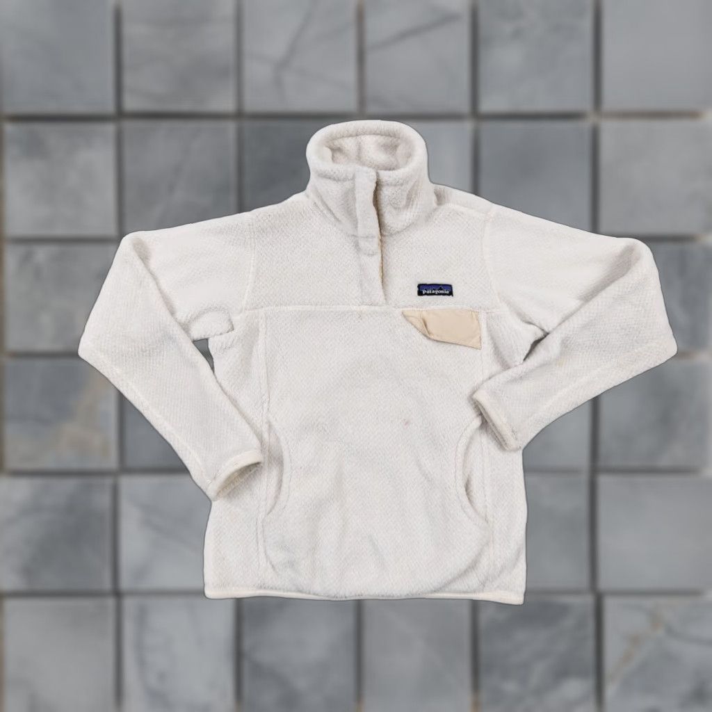 Patagonia Patagonia Sweater Women's XS White Fleece Pullover Snap T Adult X-Small Size XS / US 0-2 / IT 36-38 - 1 Thumbnail