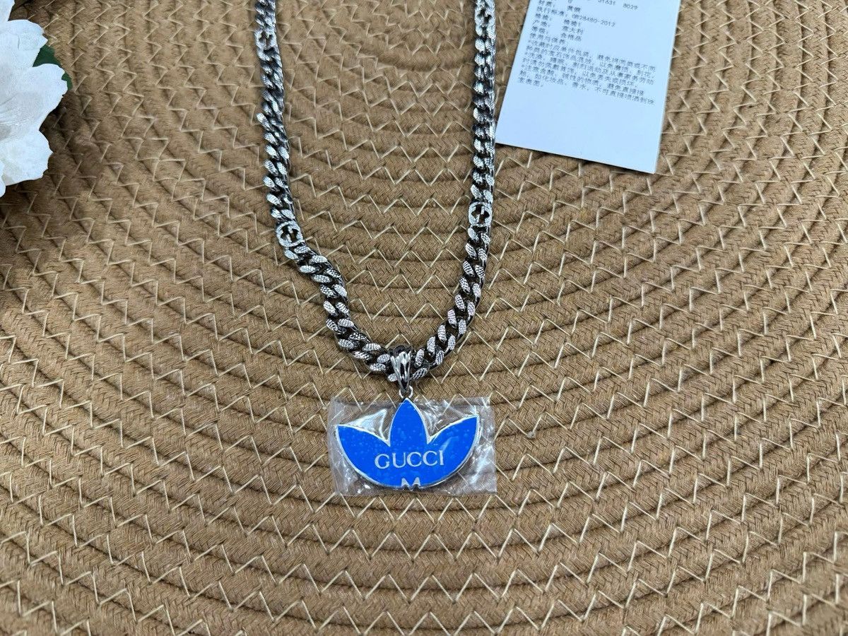 Gucci Enamel Gourmette Trefoil Small Pendant Necklace Size ONE SIZE - 4 Thumbnail