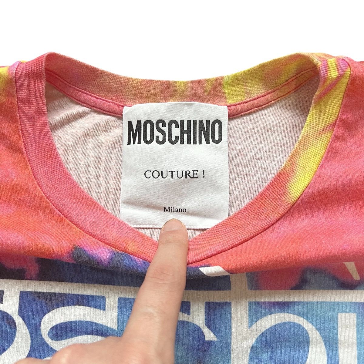 Moschino MOSCHINO TIE DYE INDIAN STYLE T-SHIRT tshirt print Size US XL / EU 56 / 4 - 4 Thumbnail