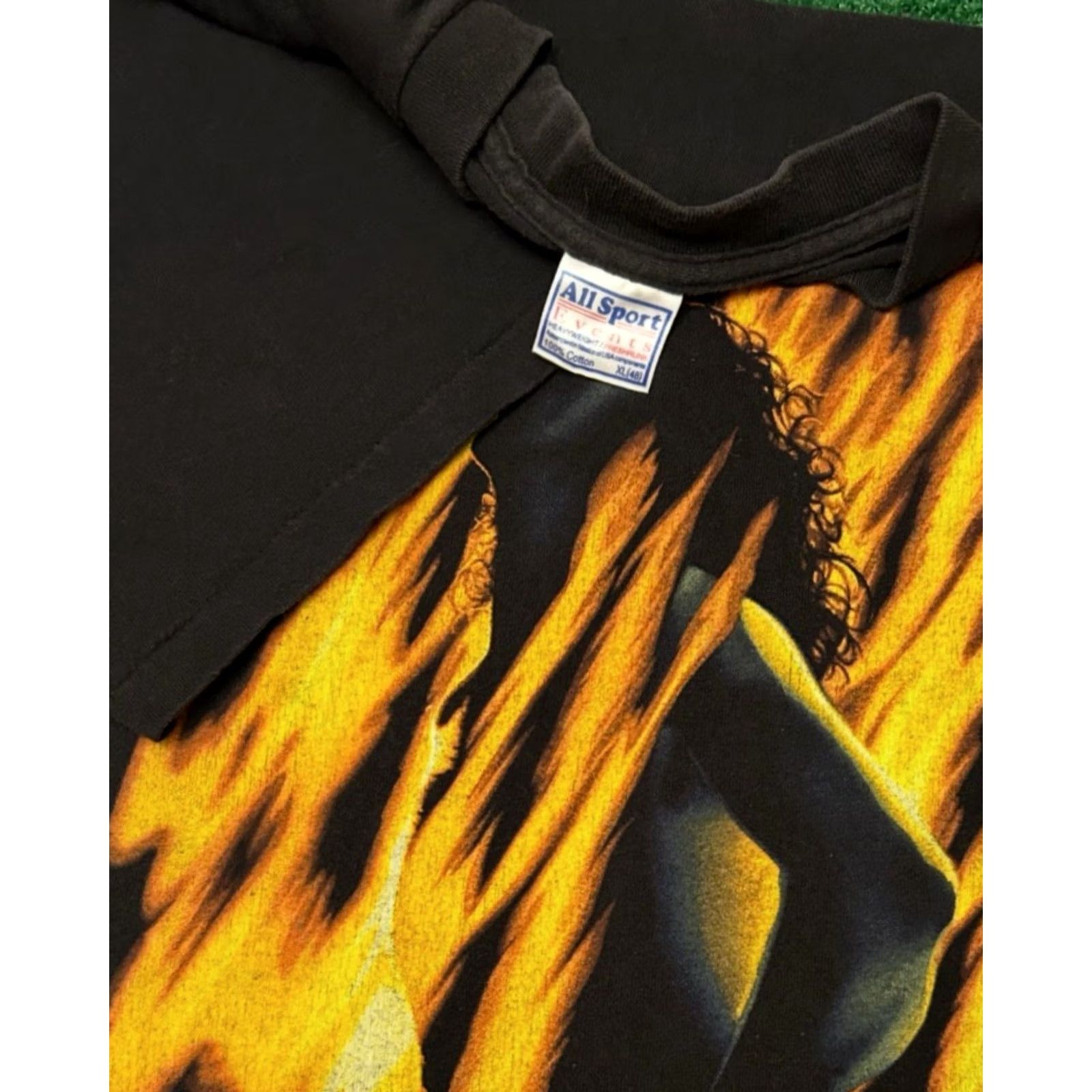 Vintage VINTAGE ACDC Band Tee 90s Bonfire 1998 Tour VTG Shirt XL Black Mens T-Shirt Size US XL / EU 56 / 4 - 4 Thumbnail
