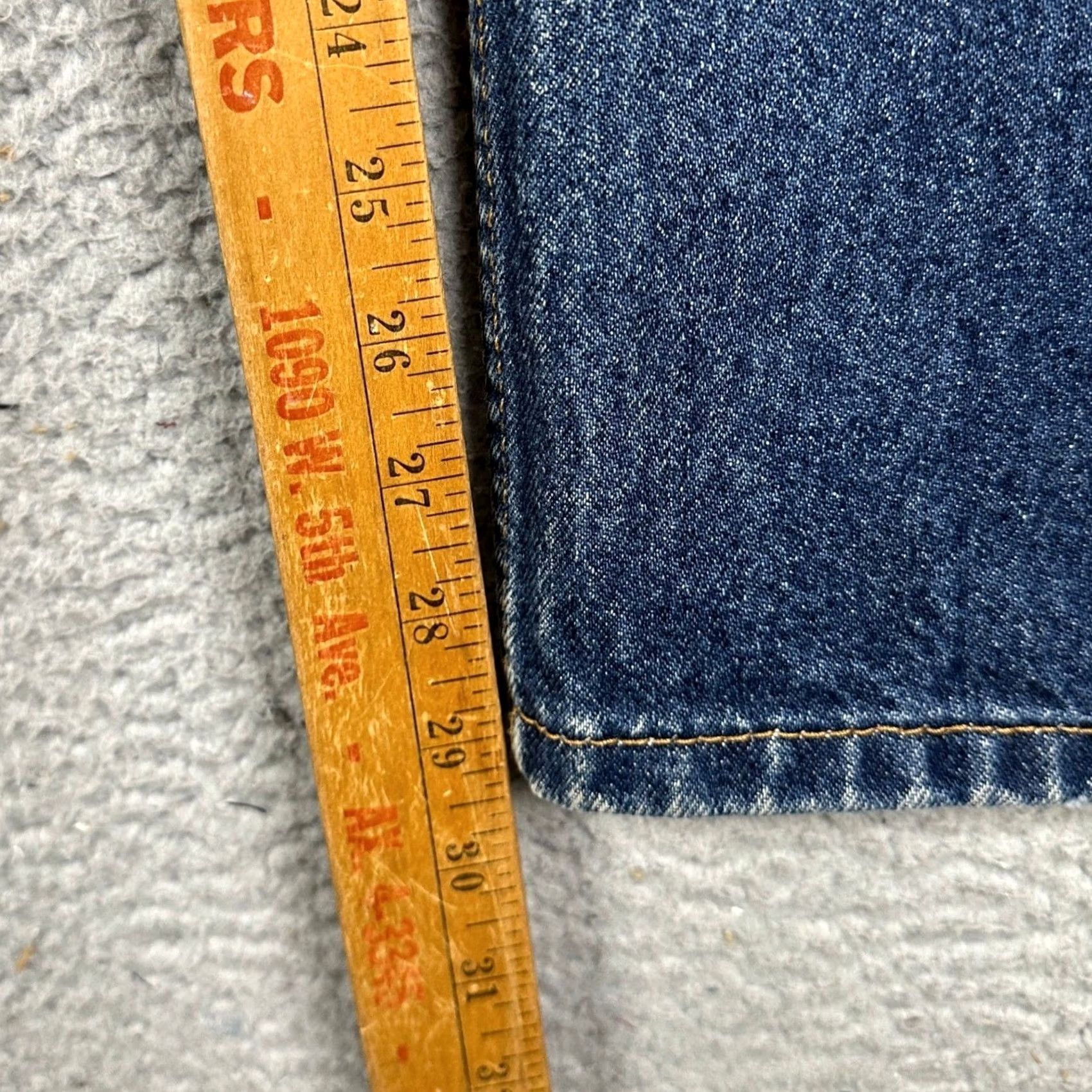 Levi's Levi 505 Jeans Mens 36X30 Blue Straight Fit 5 Pocket Red Tab Denim Size US 36 / EU 52 - 7 Thumbnail