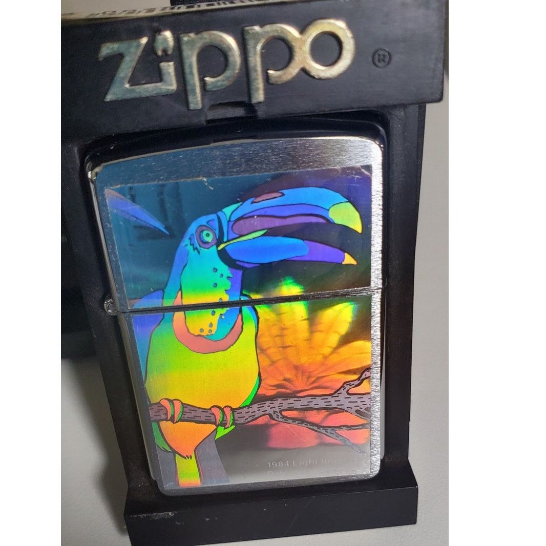 Zippo RARE Vintage Zippo – Holographic Toucan –Brushed Chrome 1994 Size ONE SIZE - 2 Thumbnail