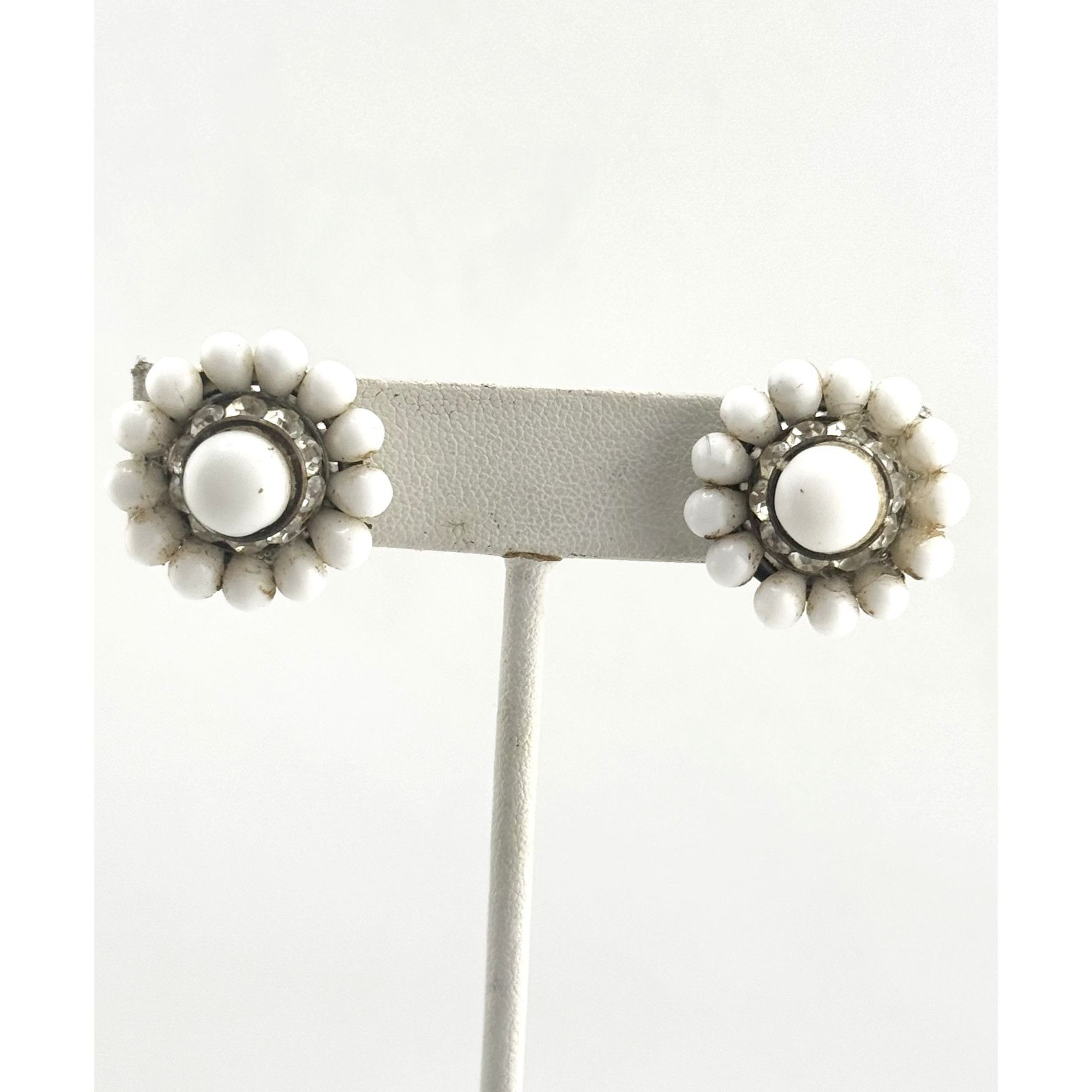 Vintage vintage white milk glass flower rhinestone earrings Size ONE SIZE - 1 Thumbnail