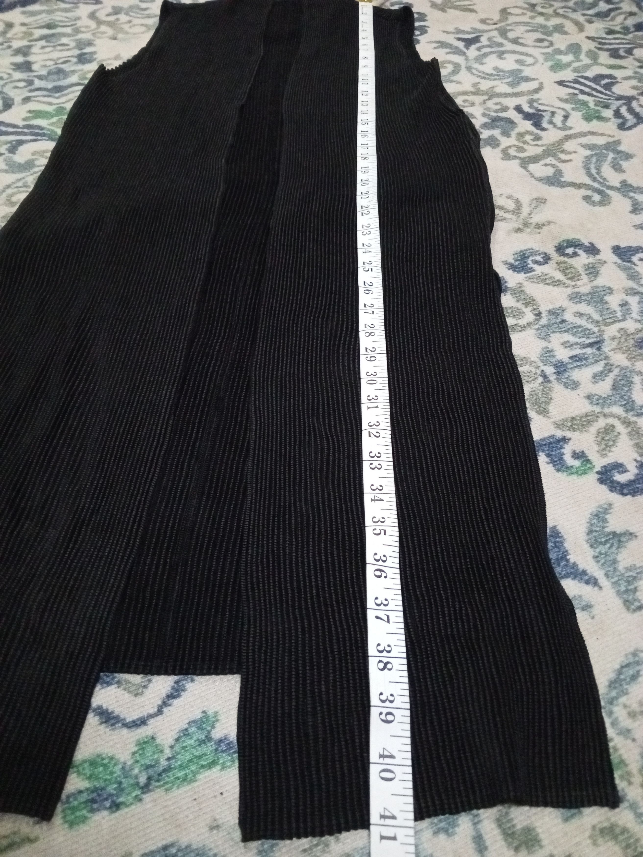 Pleats Please Issey Miyake SPECCHIO BY ISSEY MIYAKE PLEATS PLEASE DRESSES Size ONE SIZE - 8 Thumbnail