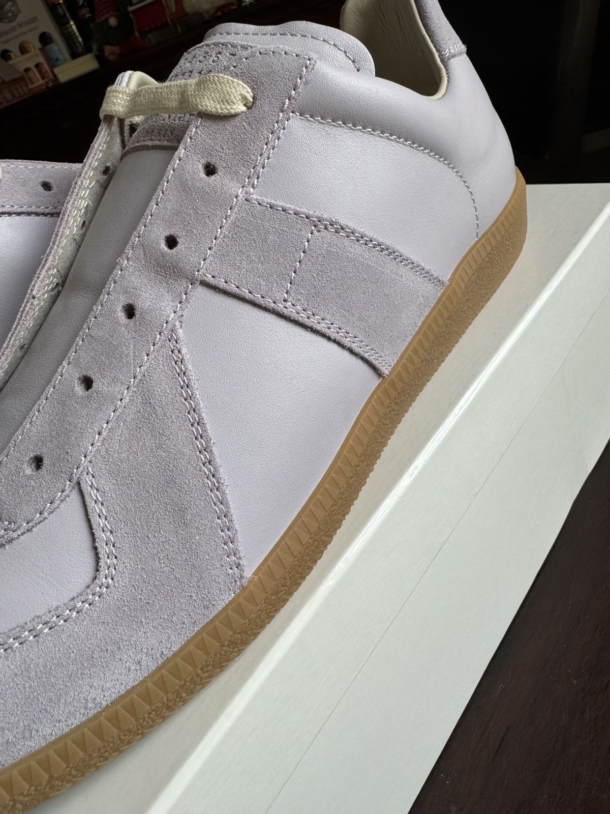 Maison Margiela Maison Margiela Replica Gat Glicine Lavender Size US 11 / EU 44 - 2 Thumbnail