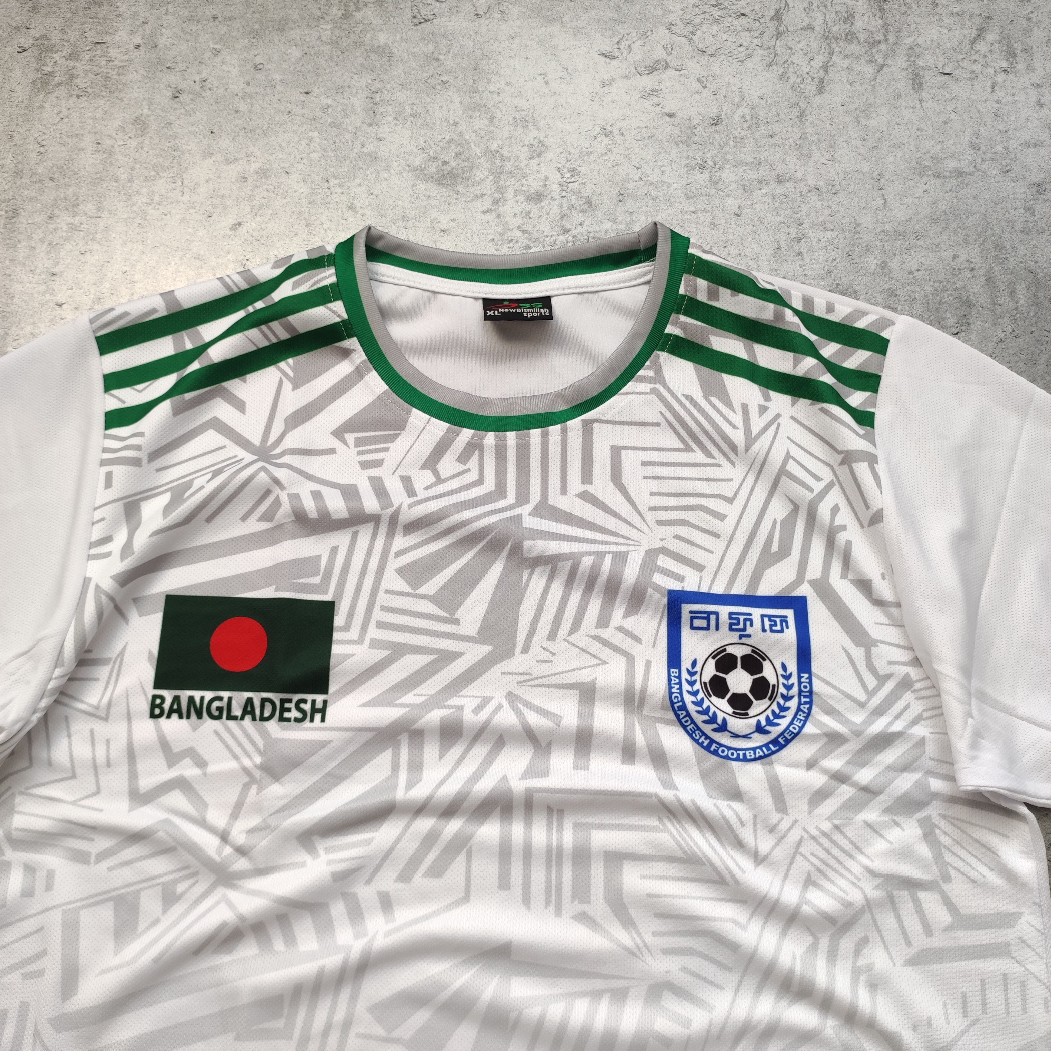 Other RARE Bangladesh National Football 2023 Away Jersey Size US L / EU 52-54 / 3 - 4 Thumbnail