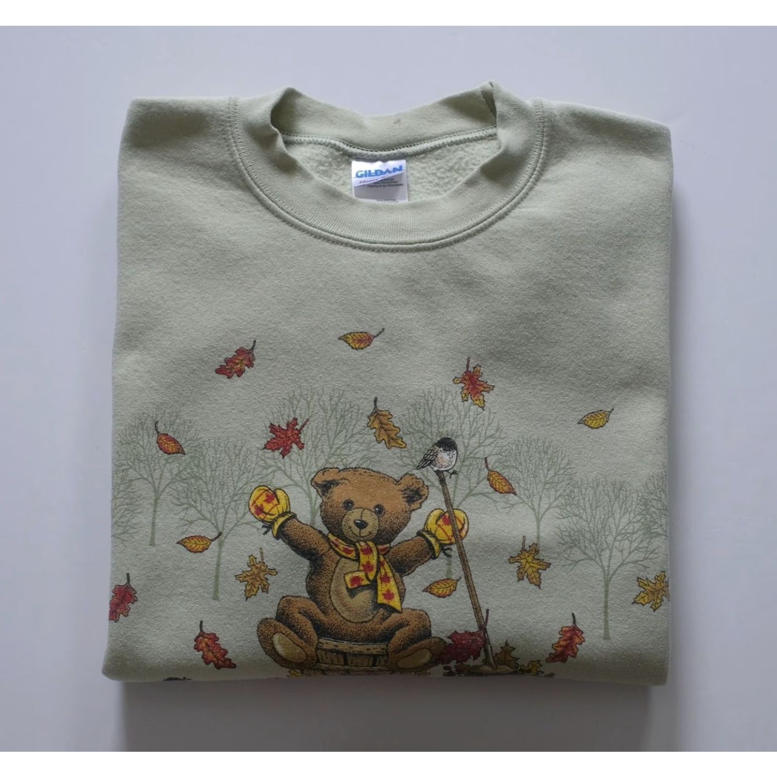Gildan VINTAGE Gildan Bear Sweatshirt Crewneck Green 90s - Men Size M - Fall Heavyweight Fleece Graphic Print Pullover Size US M / EU 48-50 / 2 - 6 Thumbnail
