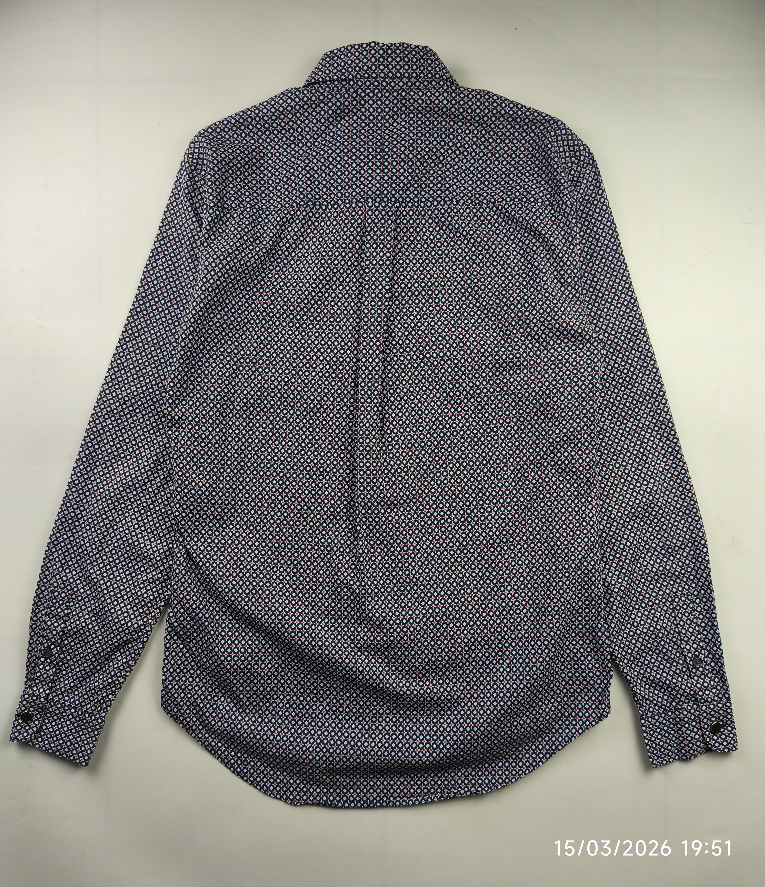 Louis Vuitton Louis Vuitton monogram shirt Size US S / EU 44-46 / 1 - 2 Thumbnail