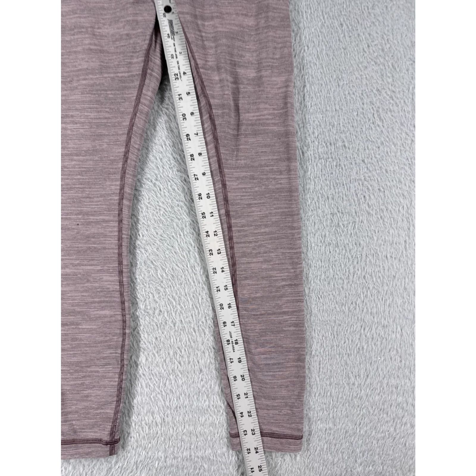 Lululemon VINTAGE Lululemon Pants Women 4 Yoga Activewear Pink 25" Wunder Under High-Rise Leggings Size 27" / US 4 / IT 40 - 5 Thumbnail