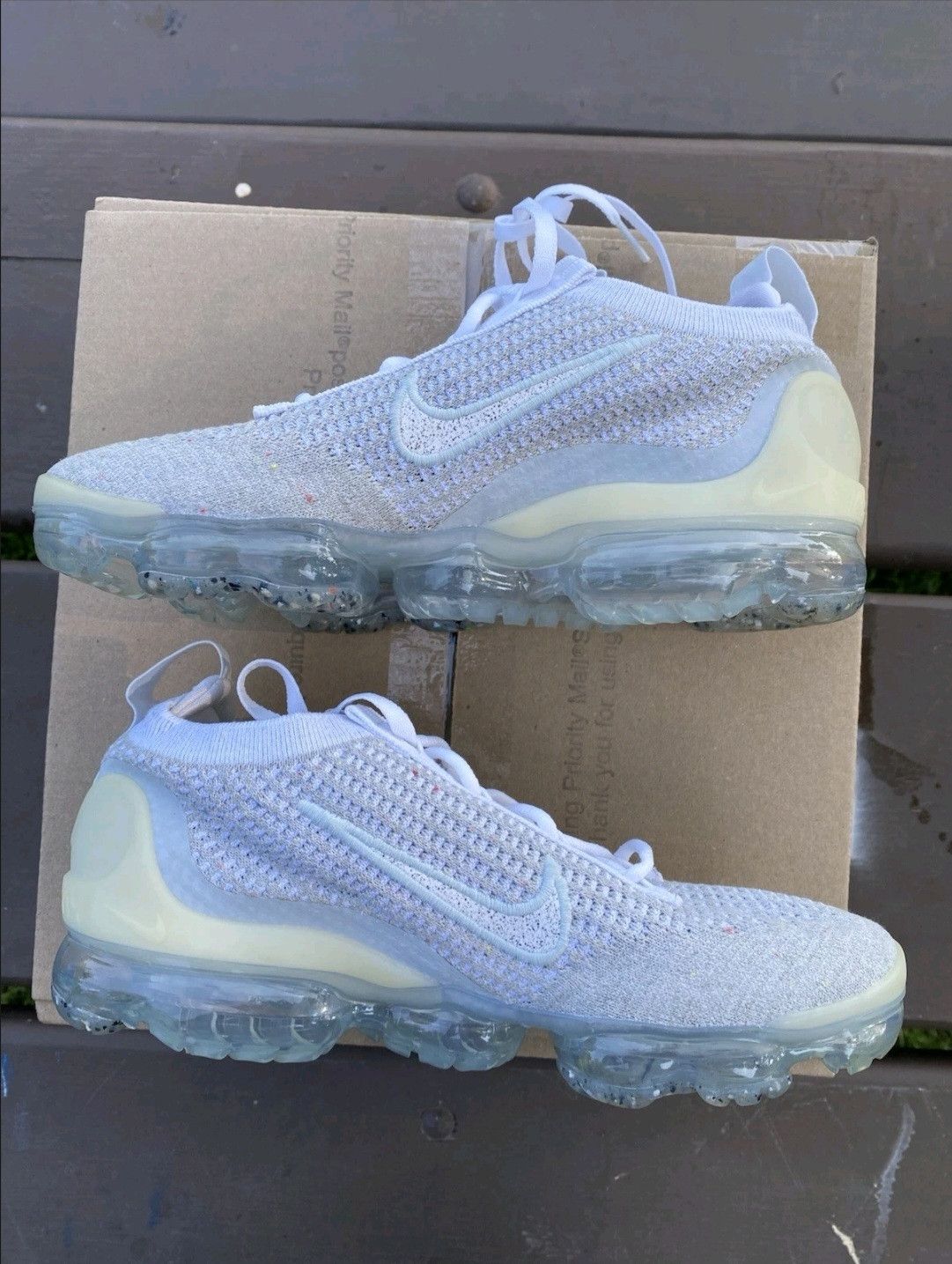 Nike Nike Air Vapormax 2021 Flyknit White Pure Platinum Size 8 Size US 8 / IT 38 - 4 Thumbnail
