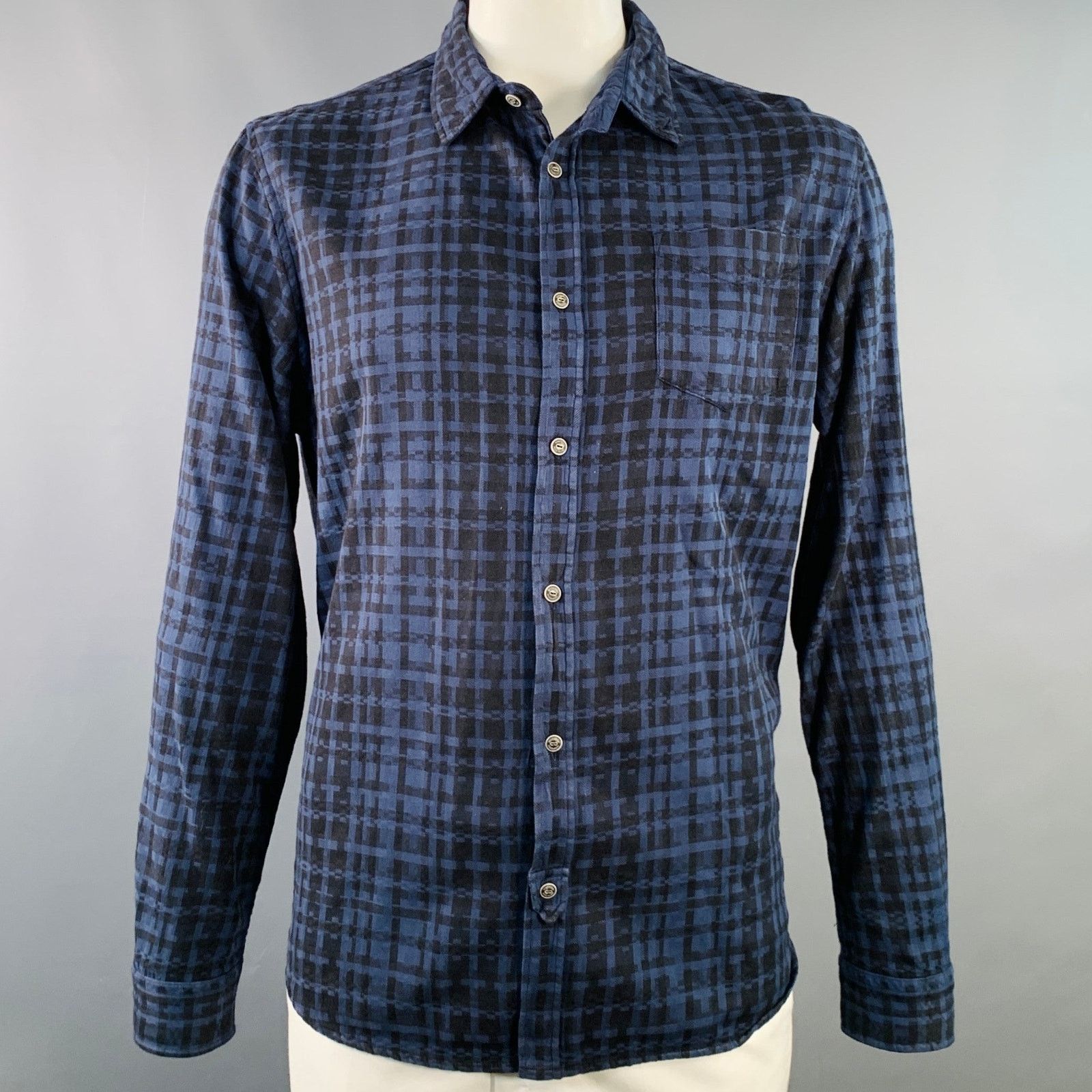 Other WOOLRICH Size XL Navy Cotton One Pocket Long Sleeve Shirt Size US XL / EU 56 / 4 - 1 Thumbnail