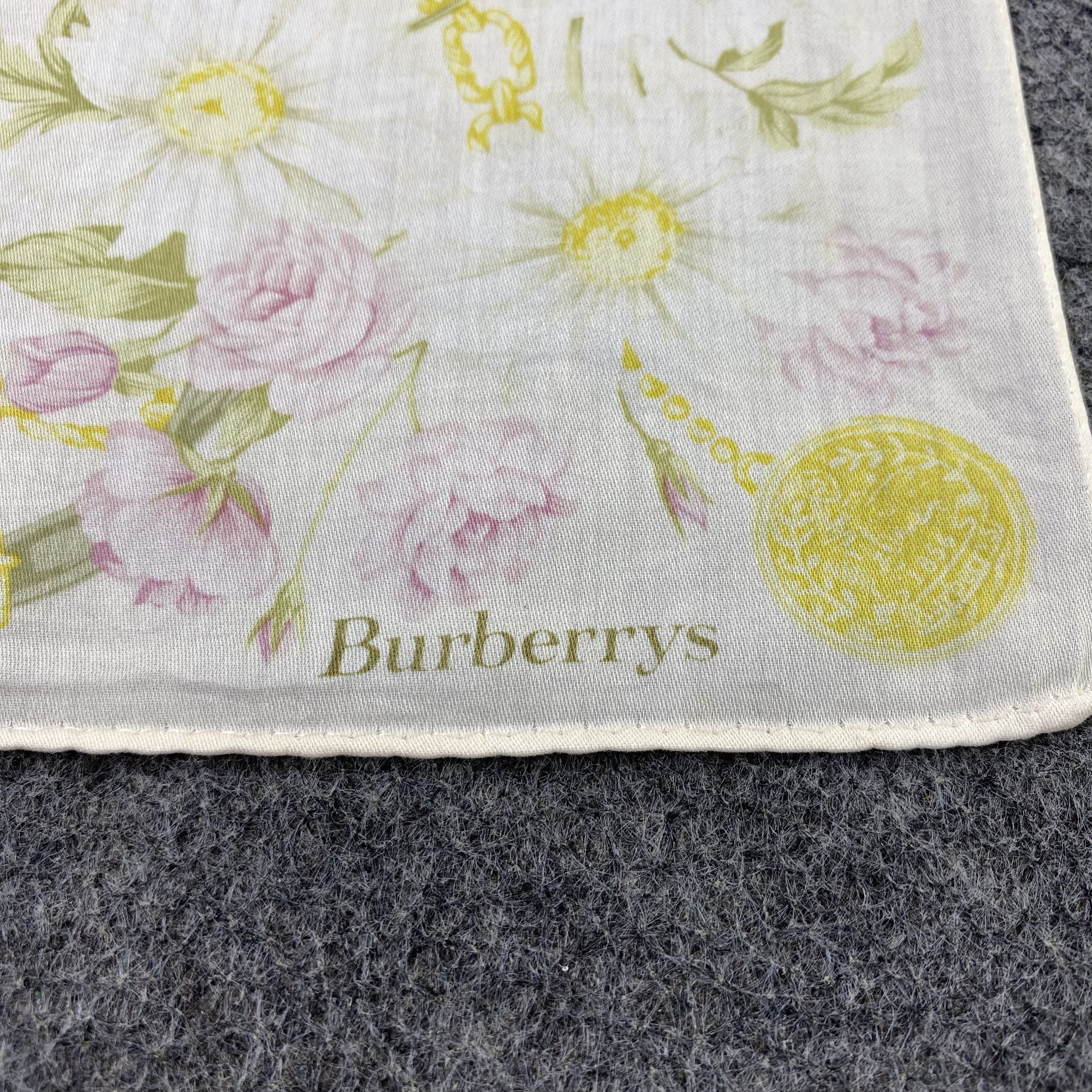 Burberry Vintage Burberrys Handkerchief / Bandana / Neckerchief-B2215 Size ONE SIZE - 7 Thumbnail