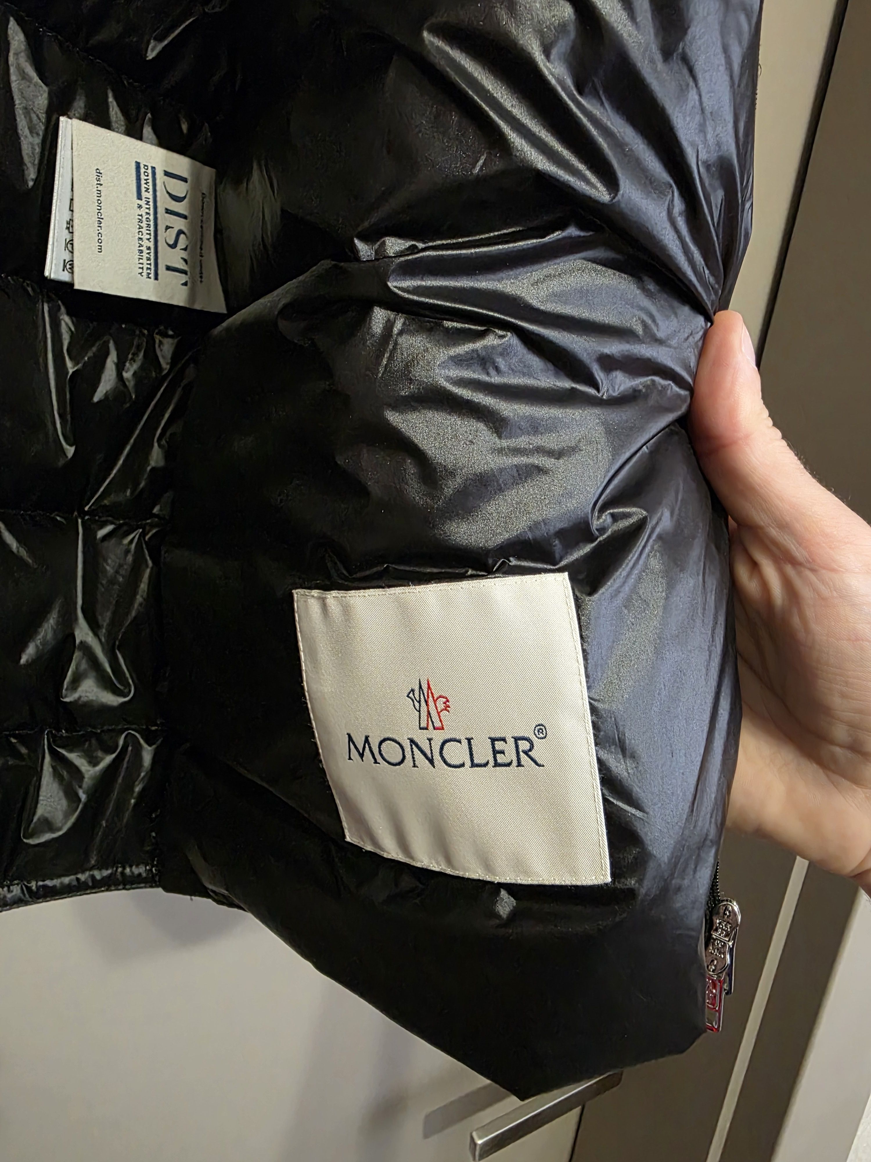 Moncler MONCLER Gui Down Vest Black perfect condition Size US M / EU 48-50 / 2 - 8 Thumbnail