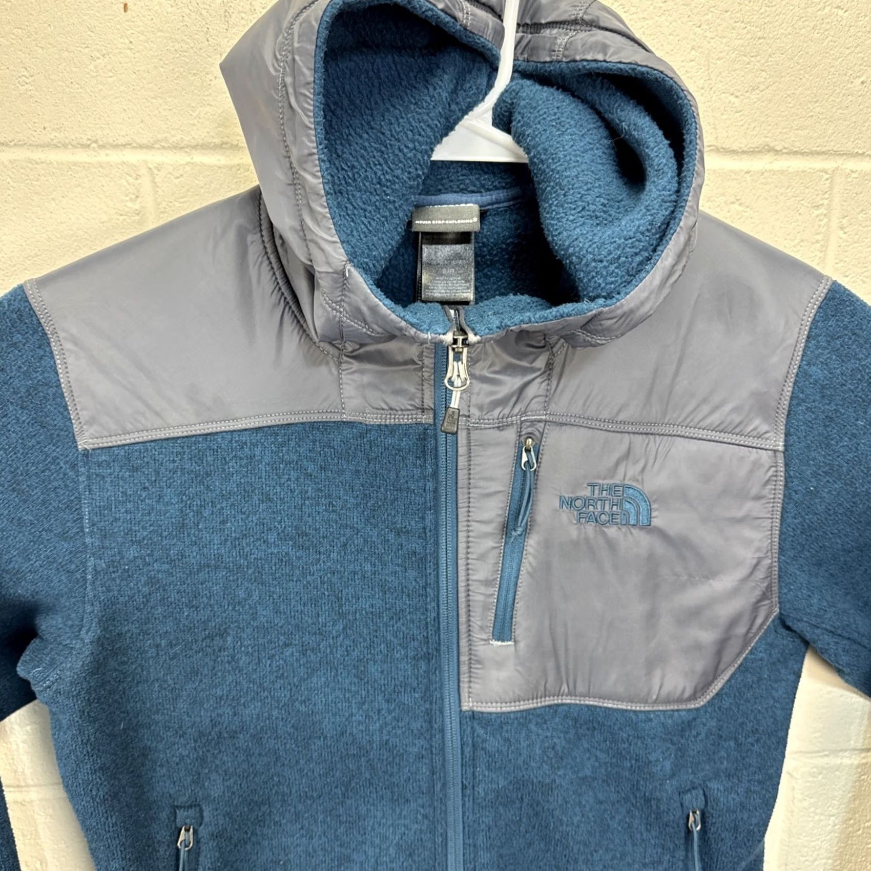 The North Face VINTAGE The North Face Jacket Mens S Teal Hooded Fleece Full Zip Outdoor Hiking Size US S / EU 44-46 / 1 - 5 Thumbnail