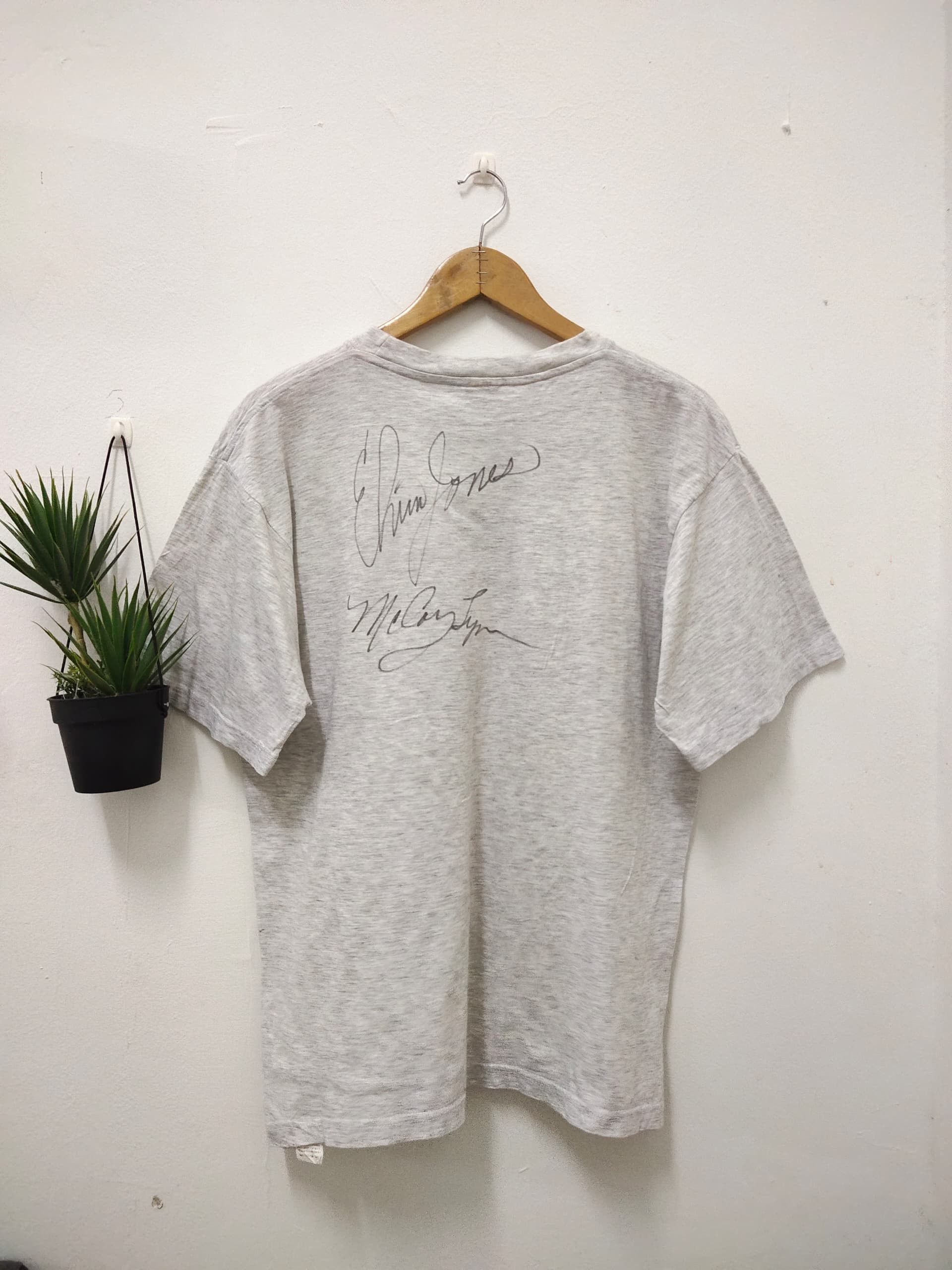 Band Tees Vintage 97 RARE Elvin Jones tee with oringal Signature Size US L / EU 52-54 / 3 - 6 Thumbnail