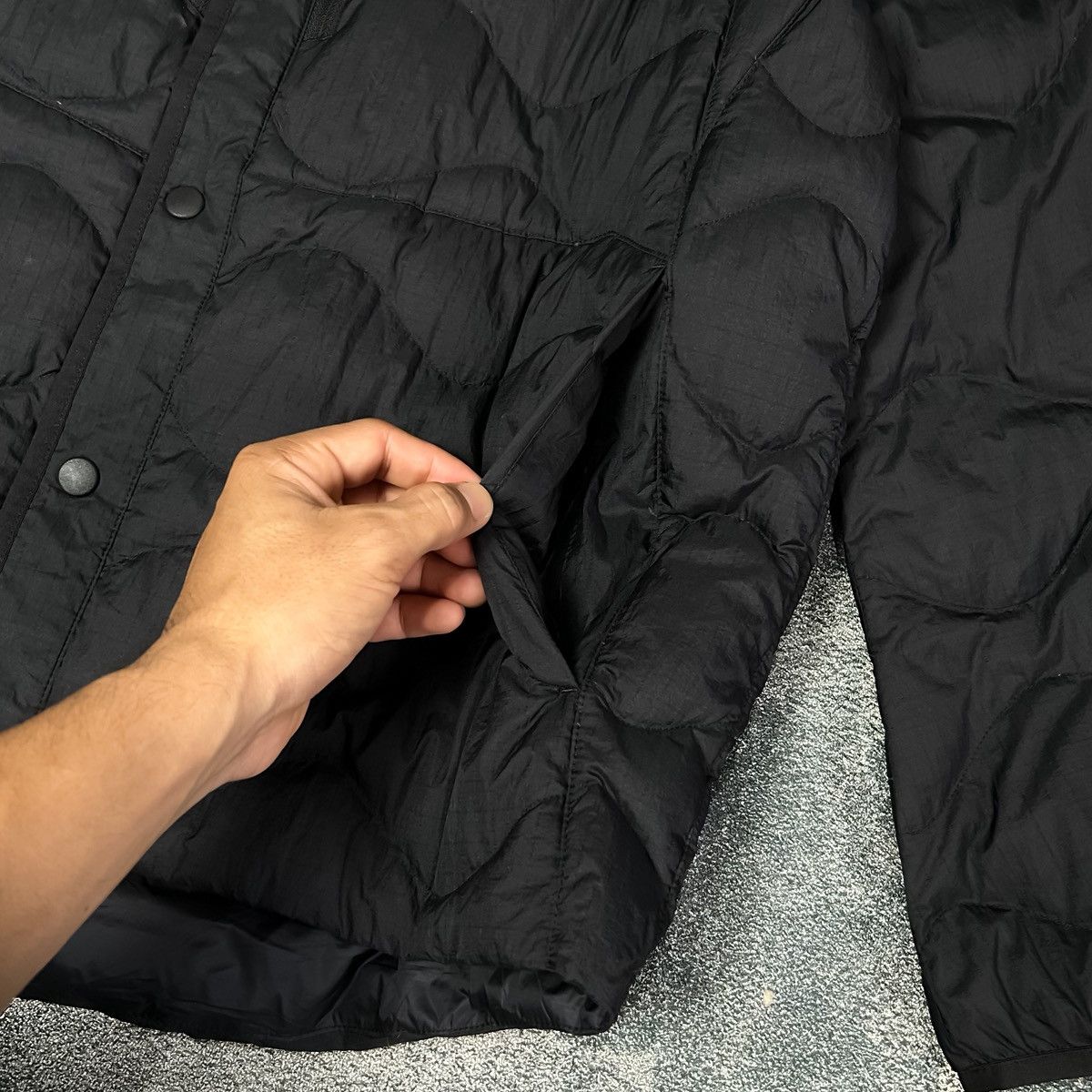 Uniqlo × White Mountaineering Uniqlo X White Mountaineering Ultra Light Down Jacket Size US L / EU 52-54 / 3 - 3 Thumbnail