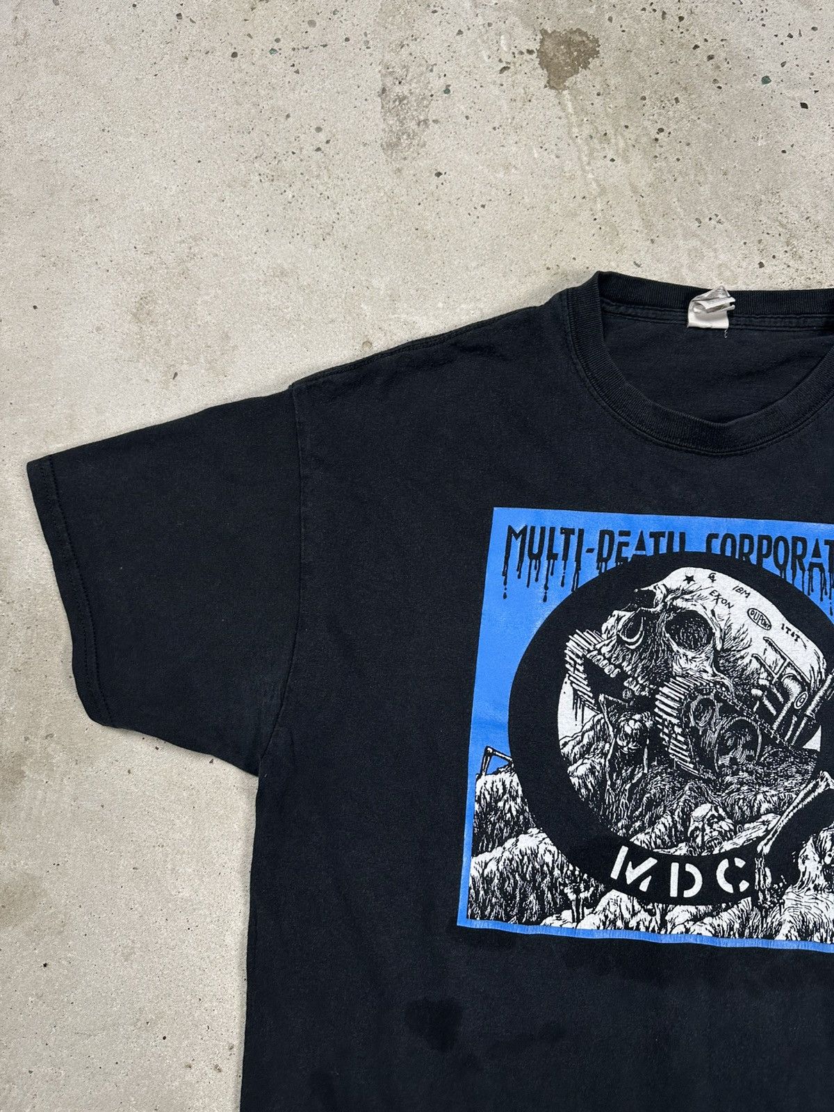 Band Tees × Vintage Vintage Multi Death Corporations MDC Trashed Black Tee Size US XL / EU 56 / 4 - 6 Thumbnail