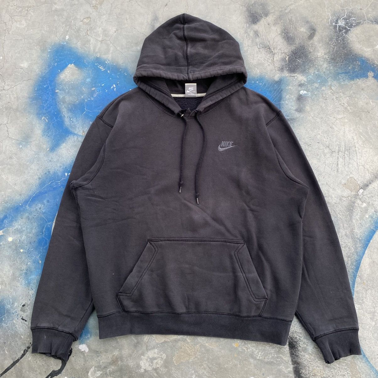 Nike × Vintage Y2k ✨ Faded thrashed Nike club Logo Hoodie Size US M / EU 48-50 / 2 - 1 Thumbnail