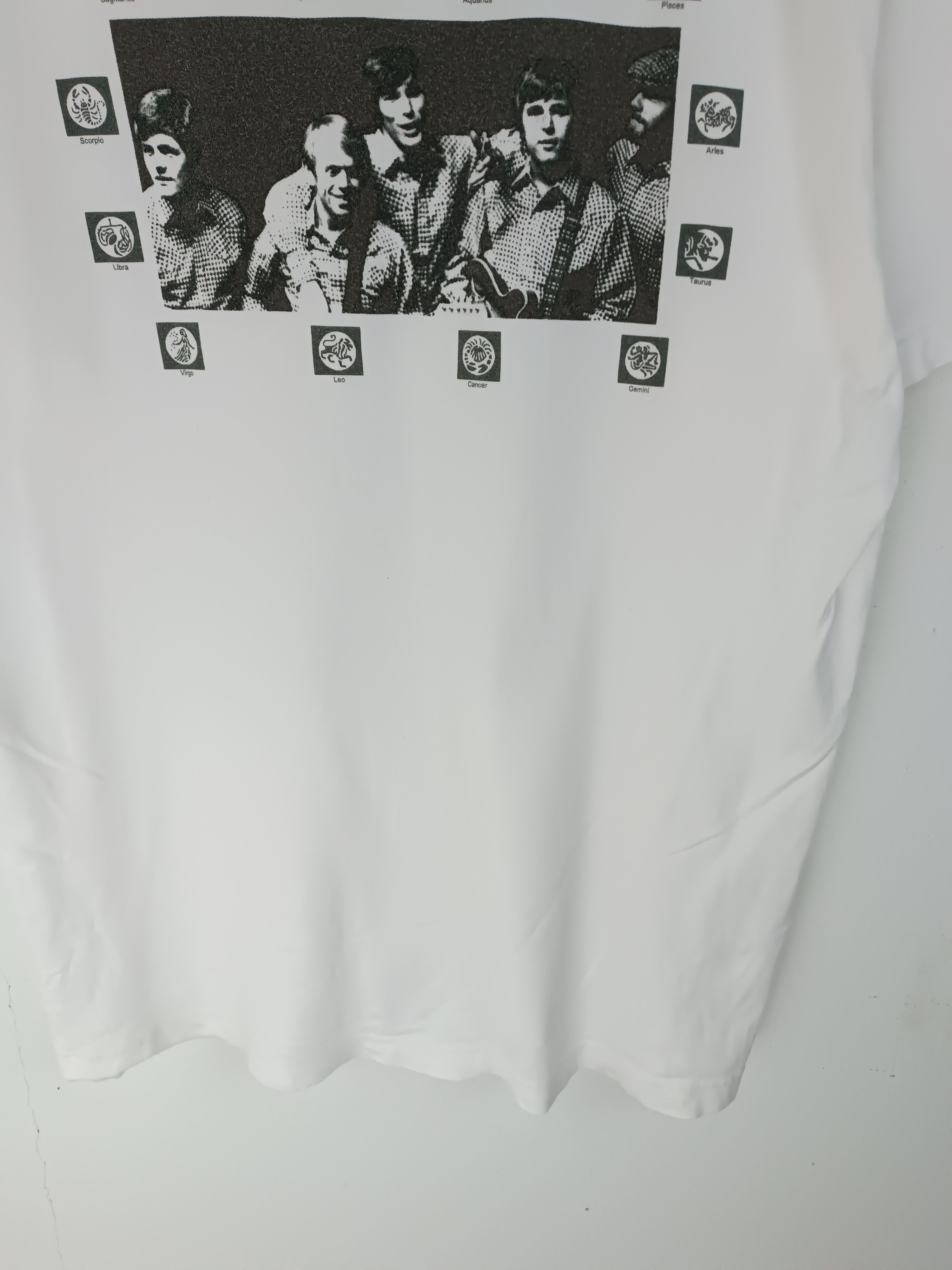 Band Tees VINTAGE THE BEACH BOYS GOOD VIBRATION SMILE TEE beatles who Size US XL / EU 56 / 4 - 13 Thumbnail