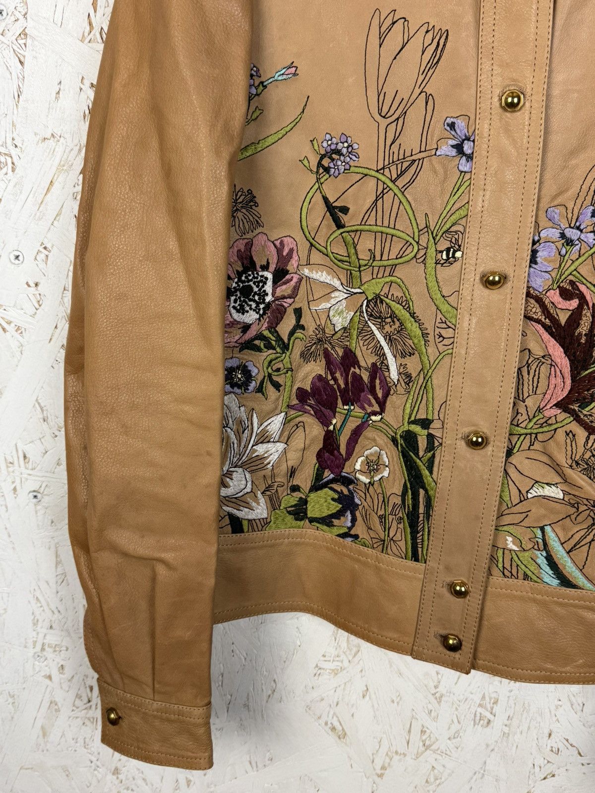 Gucci Gucci SS13 Floral Embroidery Leather Jacket Beige Size 36 Size XS / US 0-2 / IT 36-38 - 2 Thumbnail