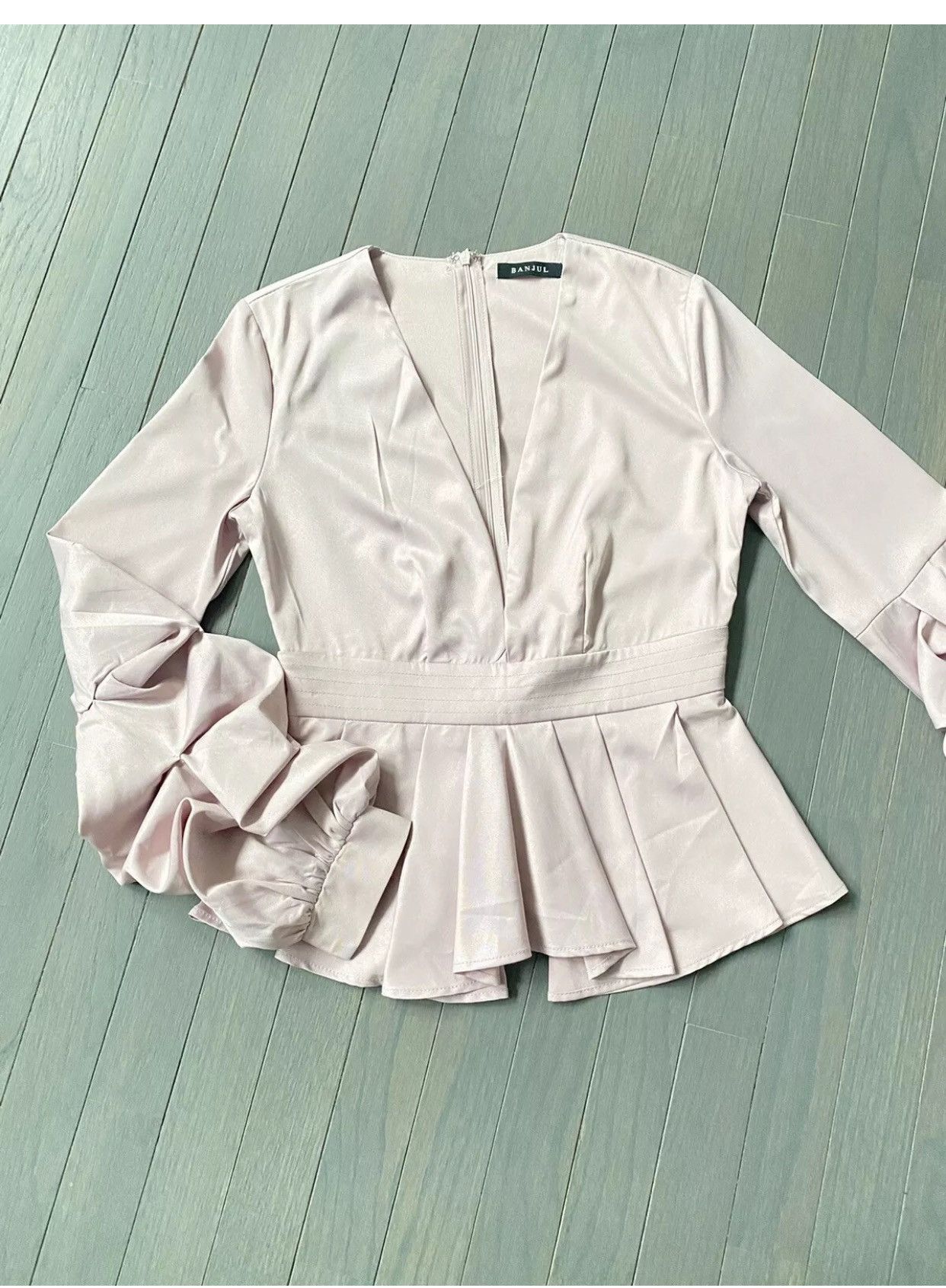 Other BANJUL V Neck Ruffle Sleeve Peplum Blouse Size S / US 4 / IT 40 - 5 Thumbnail