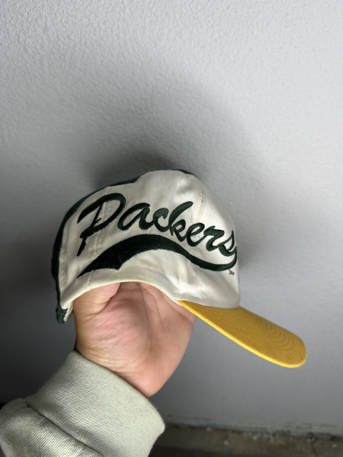 NFL 90s Green Bay Packers, wavy hat Size ONE SIZE - 2 Thumbnail