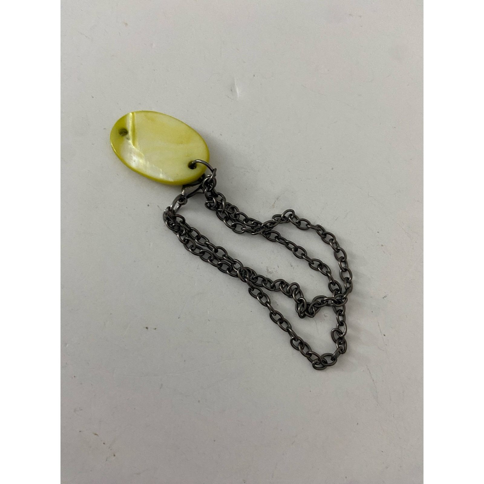 Other chain bracelet with yellow mother of pearl charm Size ONE SIZE - 2 Thumbnail