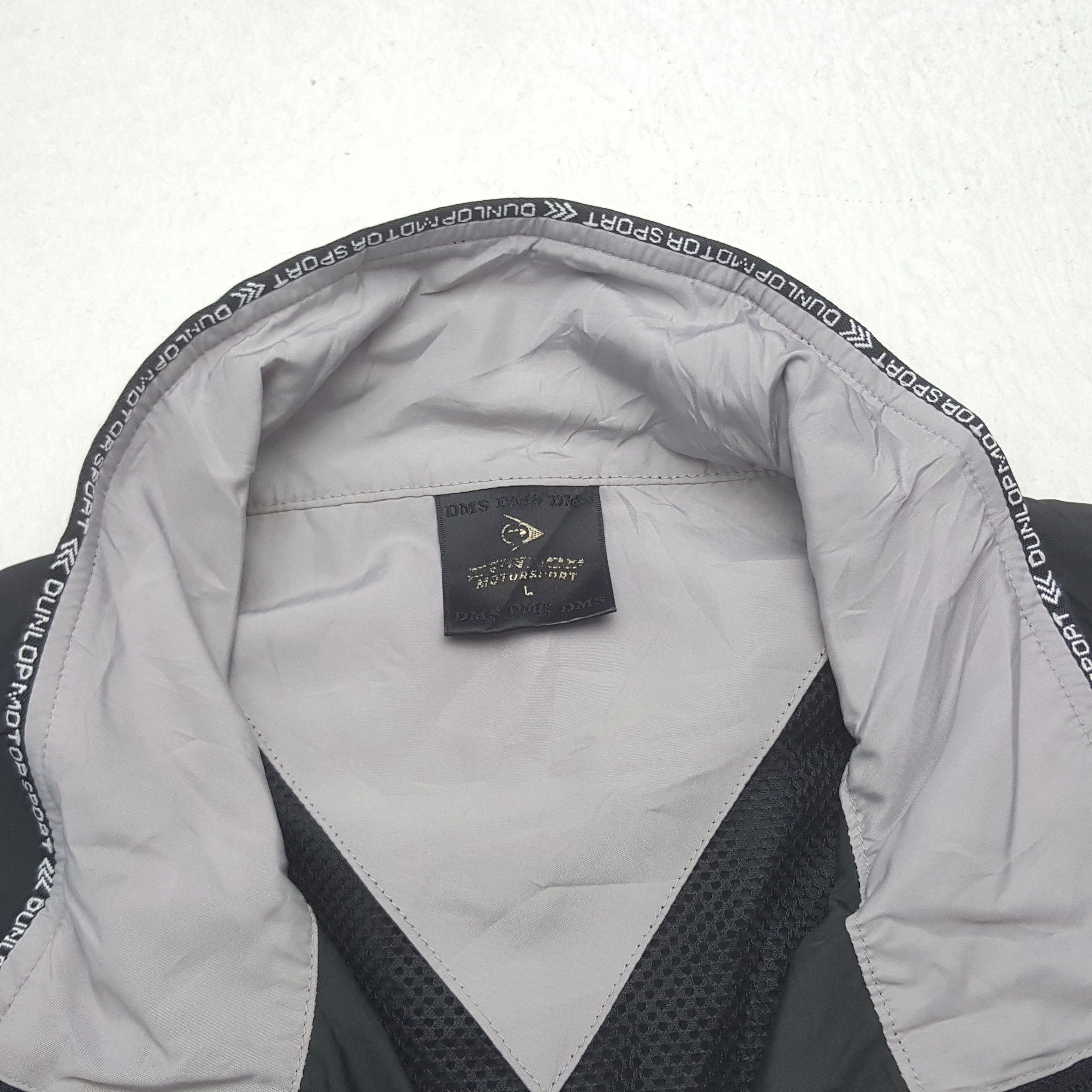 Japanese Brand Vintage Dunlop x Mugen Honda Custom Logo Vest Jacket Size US L / EU 52-54 / 3 - 5 Thumbnail