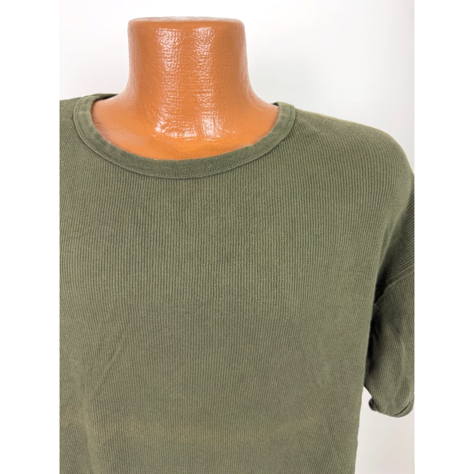 Olive VINTAGE Sonoma Ribbed Shirt Men XL Green 90s T-Shirt Short Sleeve Crew Neck Cotton Knit Vintage 90s Grunge Hipster Outdoor Club Mens Size US XL / EU 56 / 4 - 3 Thumbnail