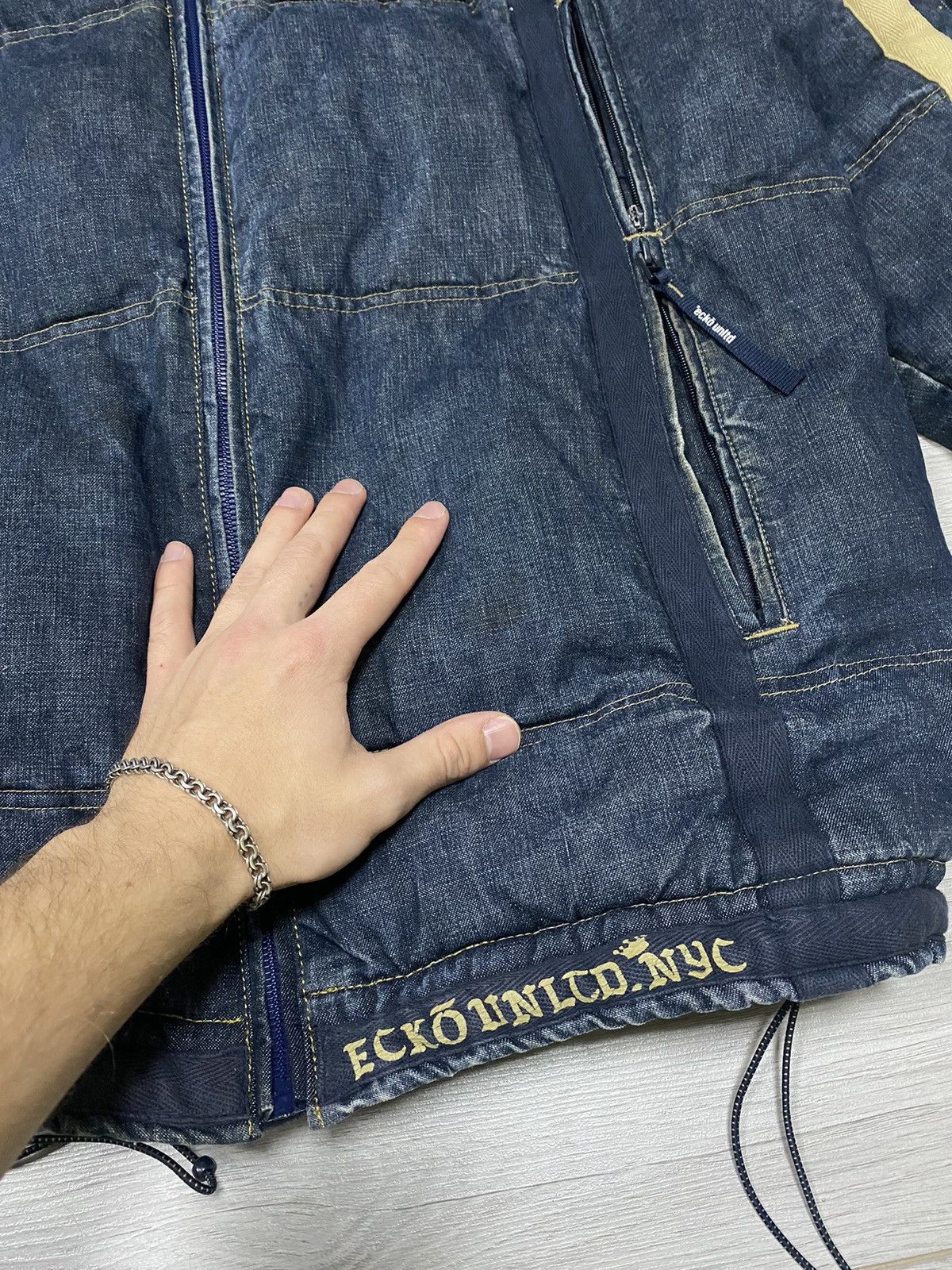Ecko Unltd. Ecko Unltd Y2K vintage denim puffer down jacket size L Size US L / EU 52-54 / 3 - 6 Thumbnail