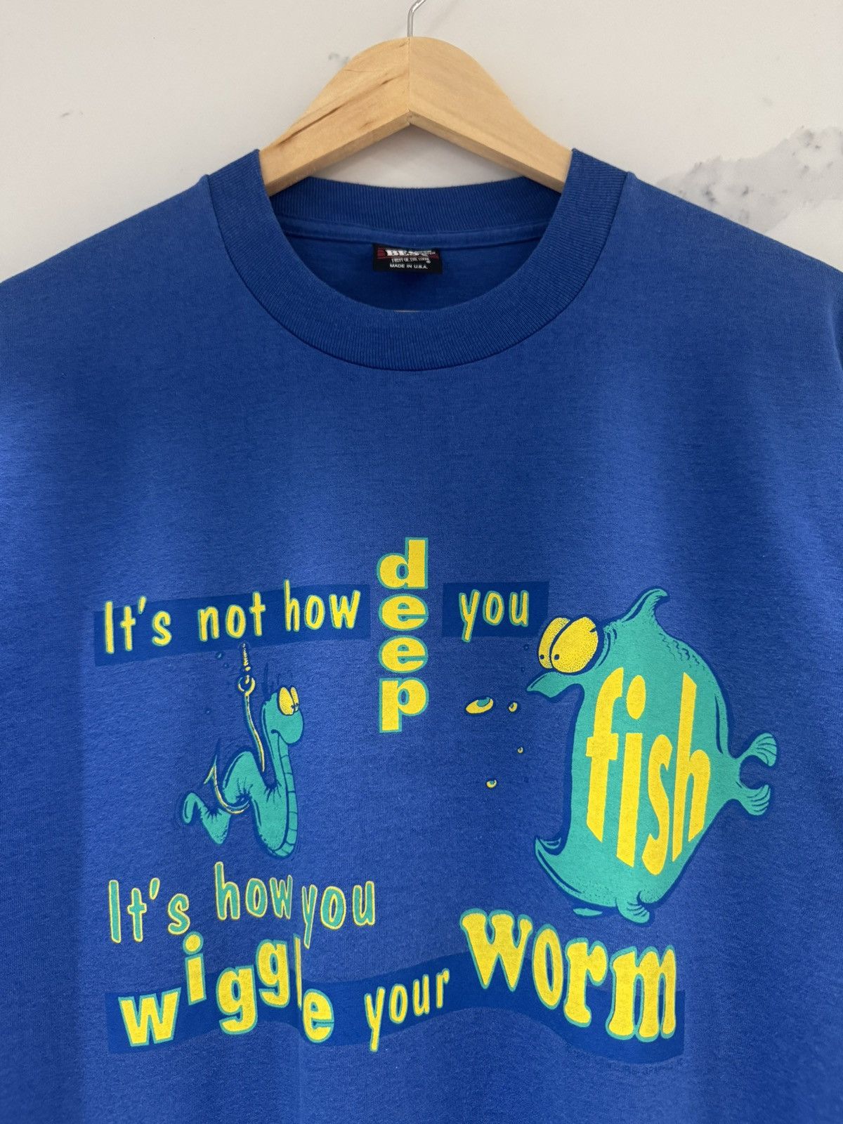 Vintage Vintage 90’s Wiggle Your Worm T Shirt Size US L / EU 52-54 / 3 - 2 Thumbnail
