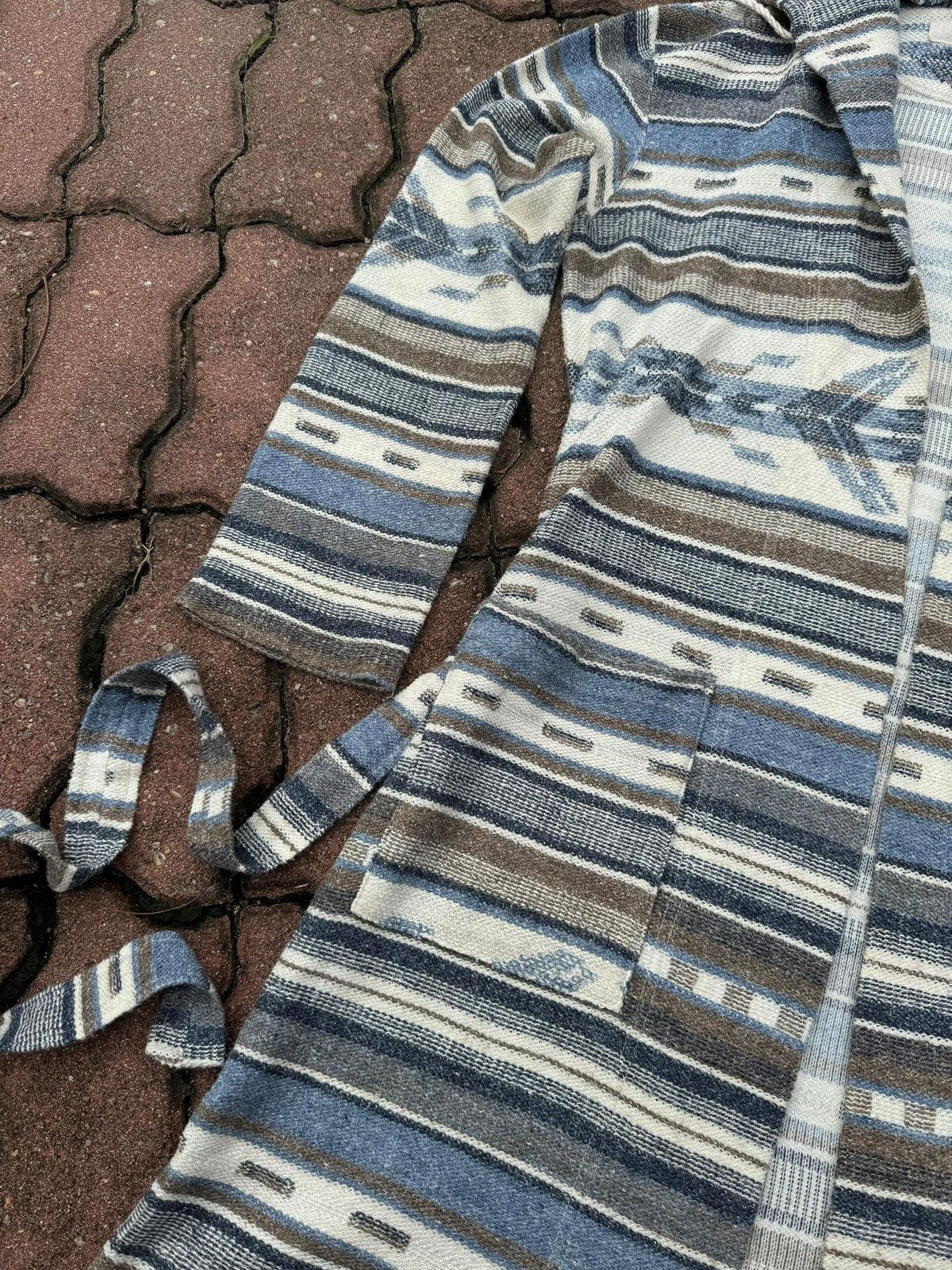 If Six Was Nine × Japanese Brand × Native NATURAL VINTAGE GOA Native Blanket Long Cardigan Size US M / EU 48-50 / 2 - 6 Thumbnail