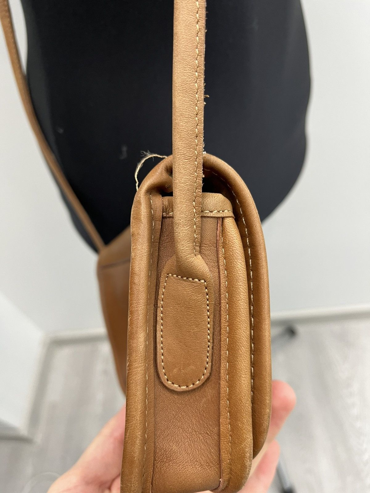 Coach Vintage Coach Leather Turnlock Convertible Shoulder Bag Size ONE SIZE - 7 Thumbnail