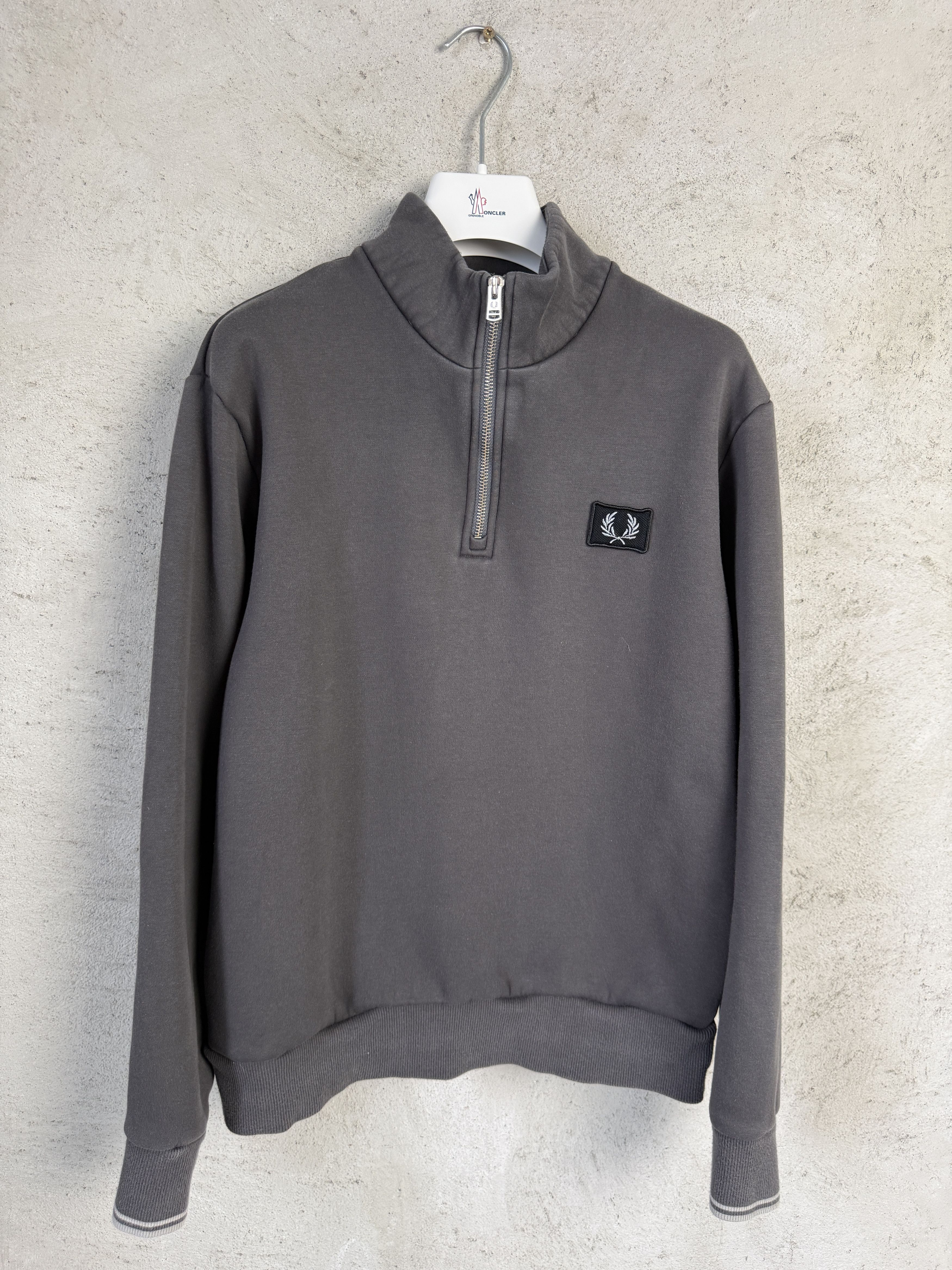 Fred Perry Fred Perry small logo quarter zip sweatshirt casual Size US L / EU 52-54 / 3 - 1 Thumbnail
